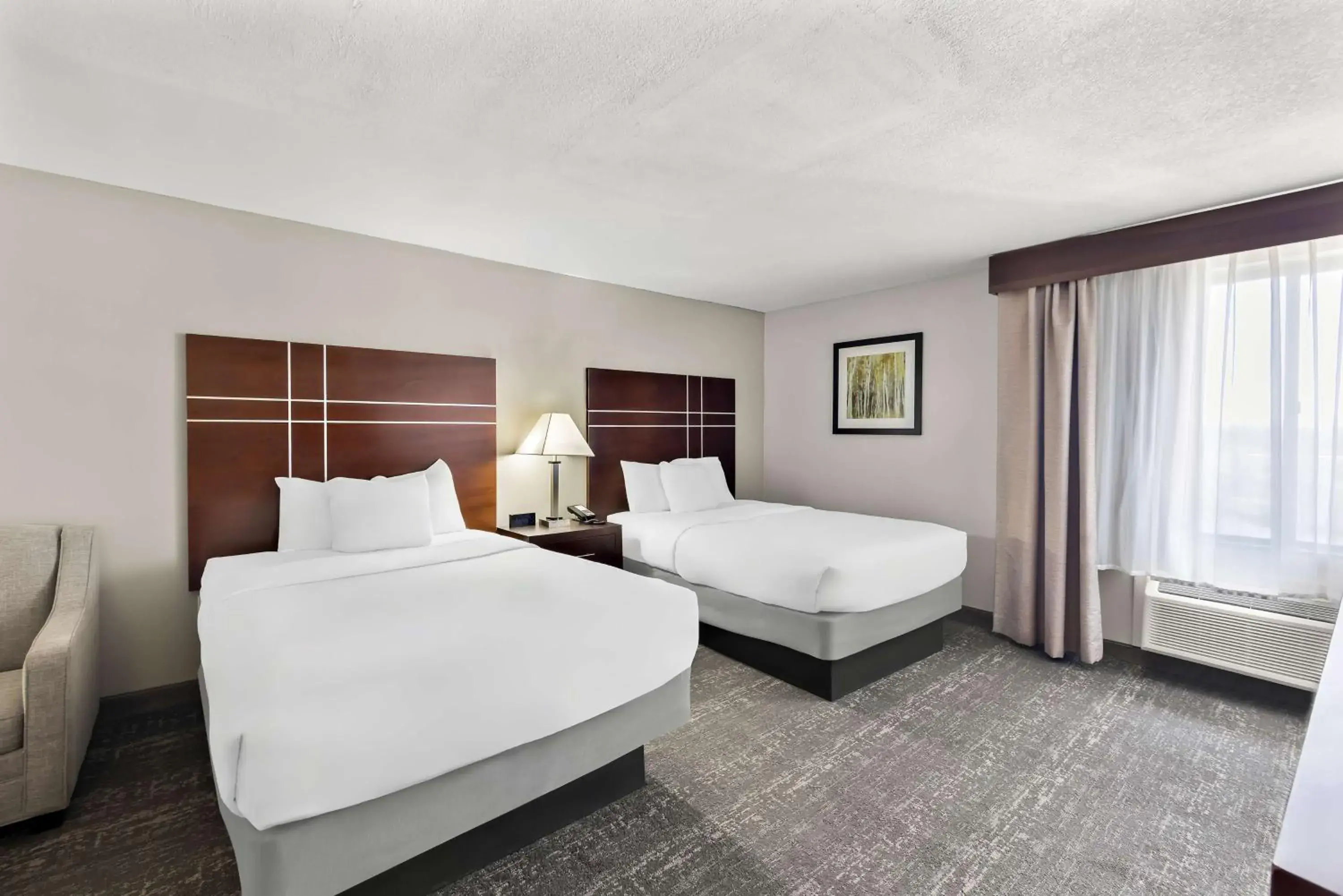 Double Room with Two Double Beds and Sofa Bed in Best Western Luxbury Inn Fort Wayne Double Room with Two Double Beds and Sofa Bed in Best Western Luxbury Inn Fort Wayne