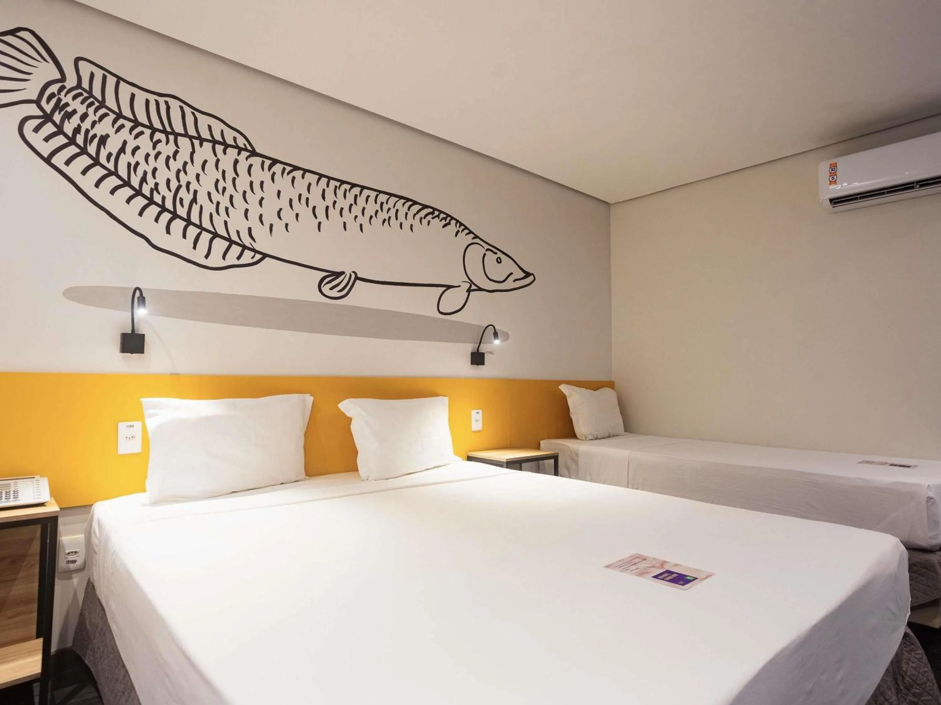 Bedroom, Bed in ibis Styles Belem Nazare