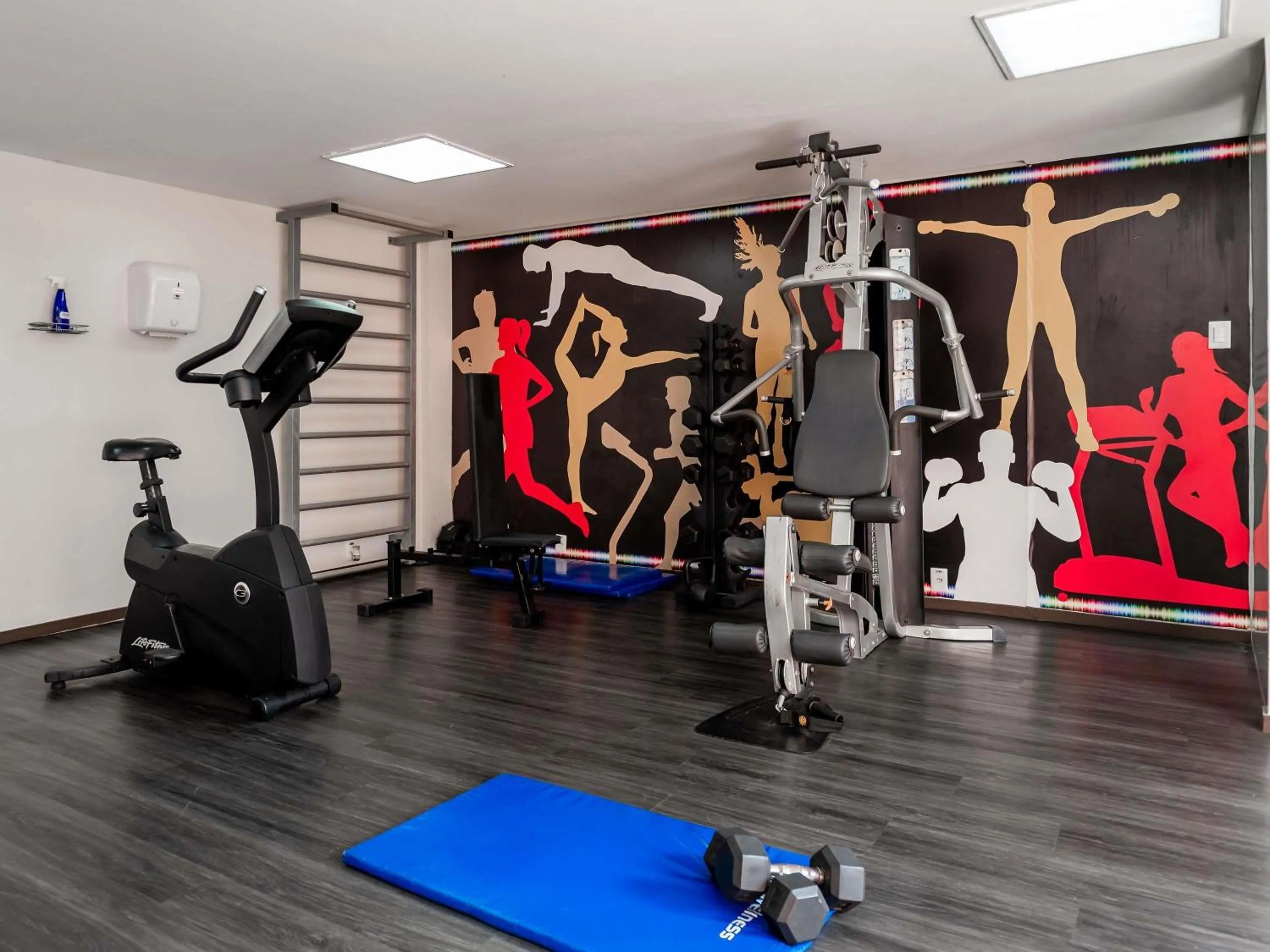 Fitness centre/facilities in ibis Styles Belem Nazare