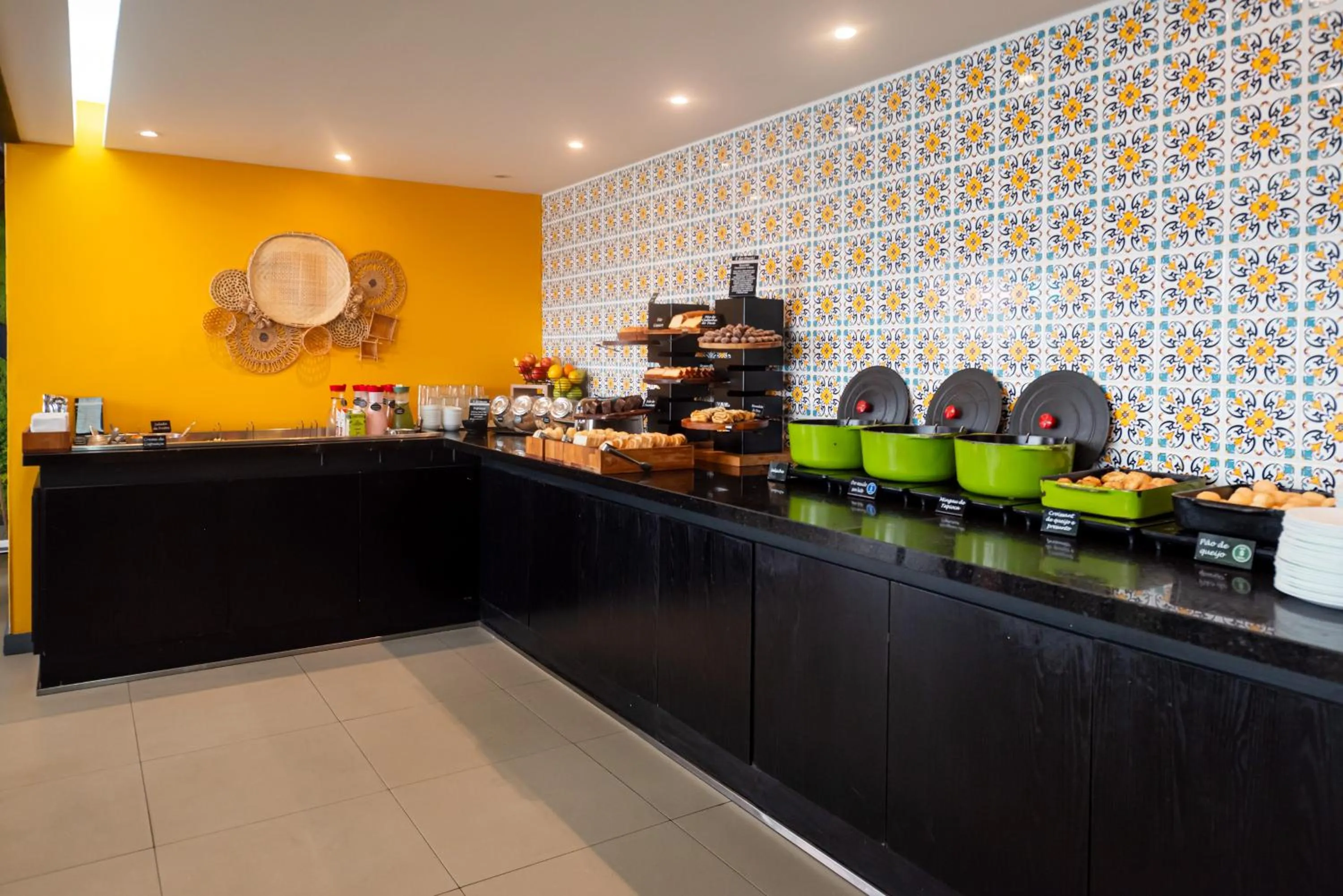 Breakfast in ibis Styles Belem Nazare