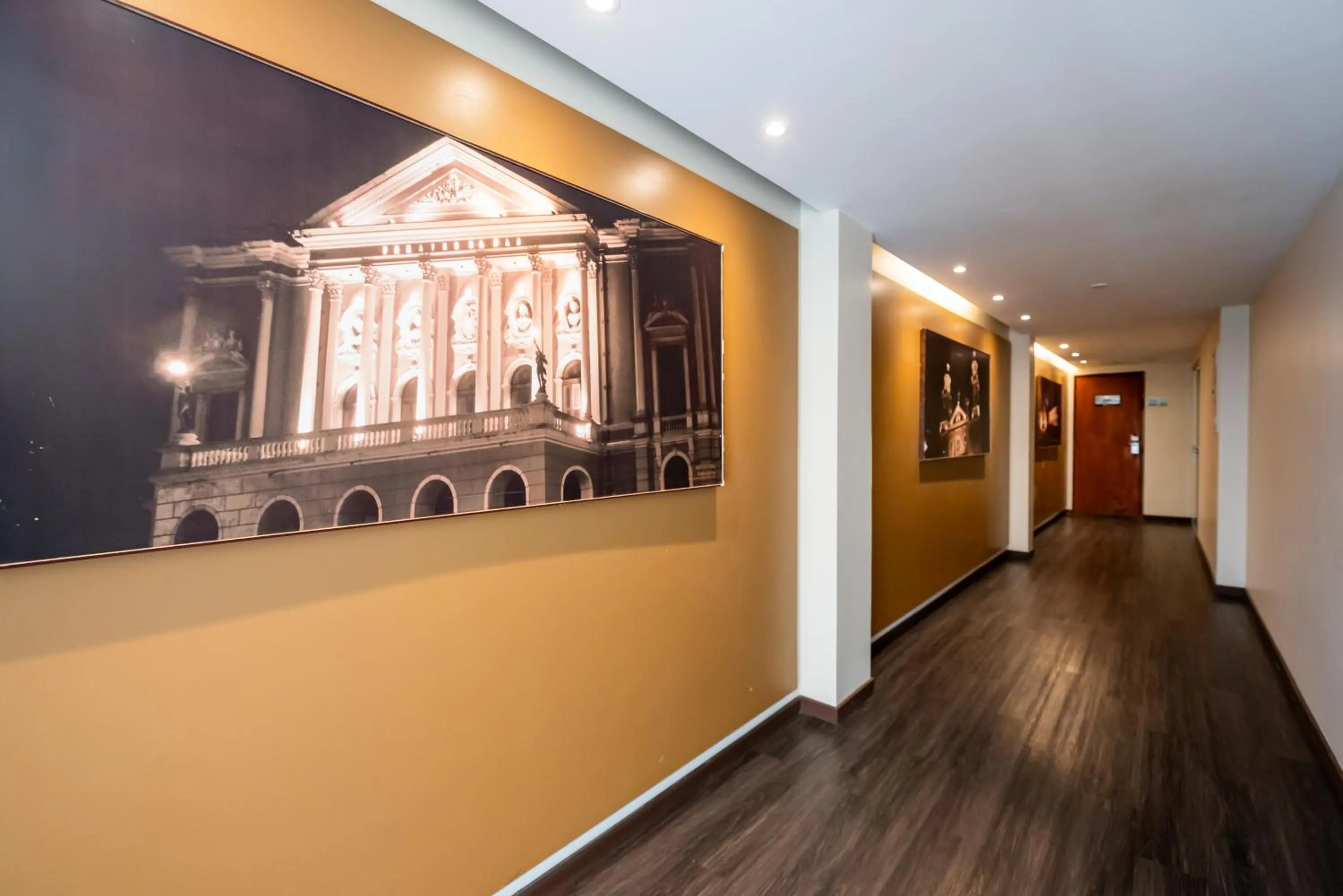 Property building in ibis Styles Belem Nazare