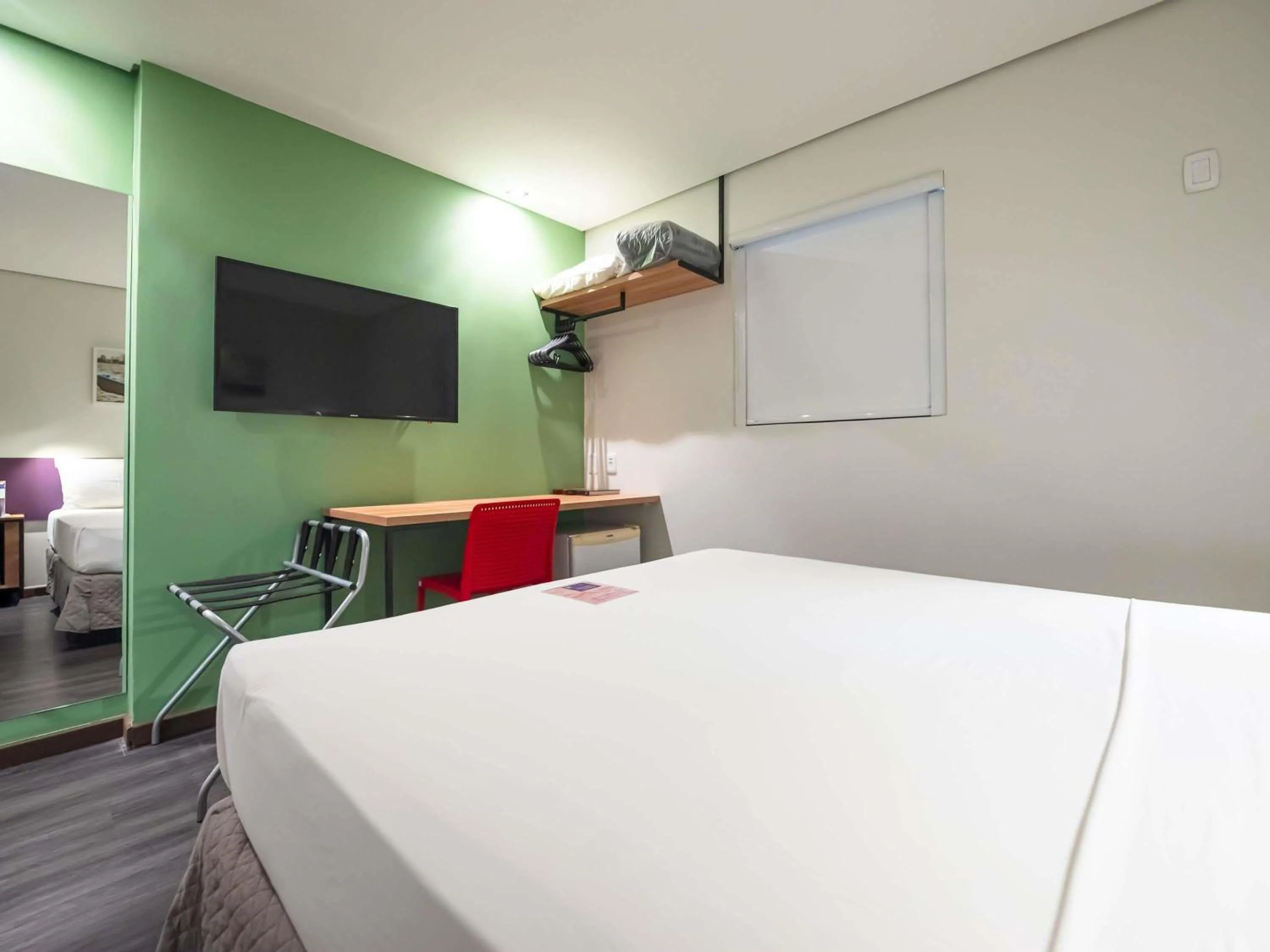 Bedroom, Bed in ibis Styles Belem Nazare