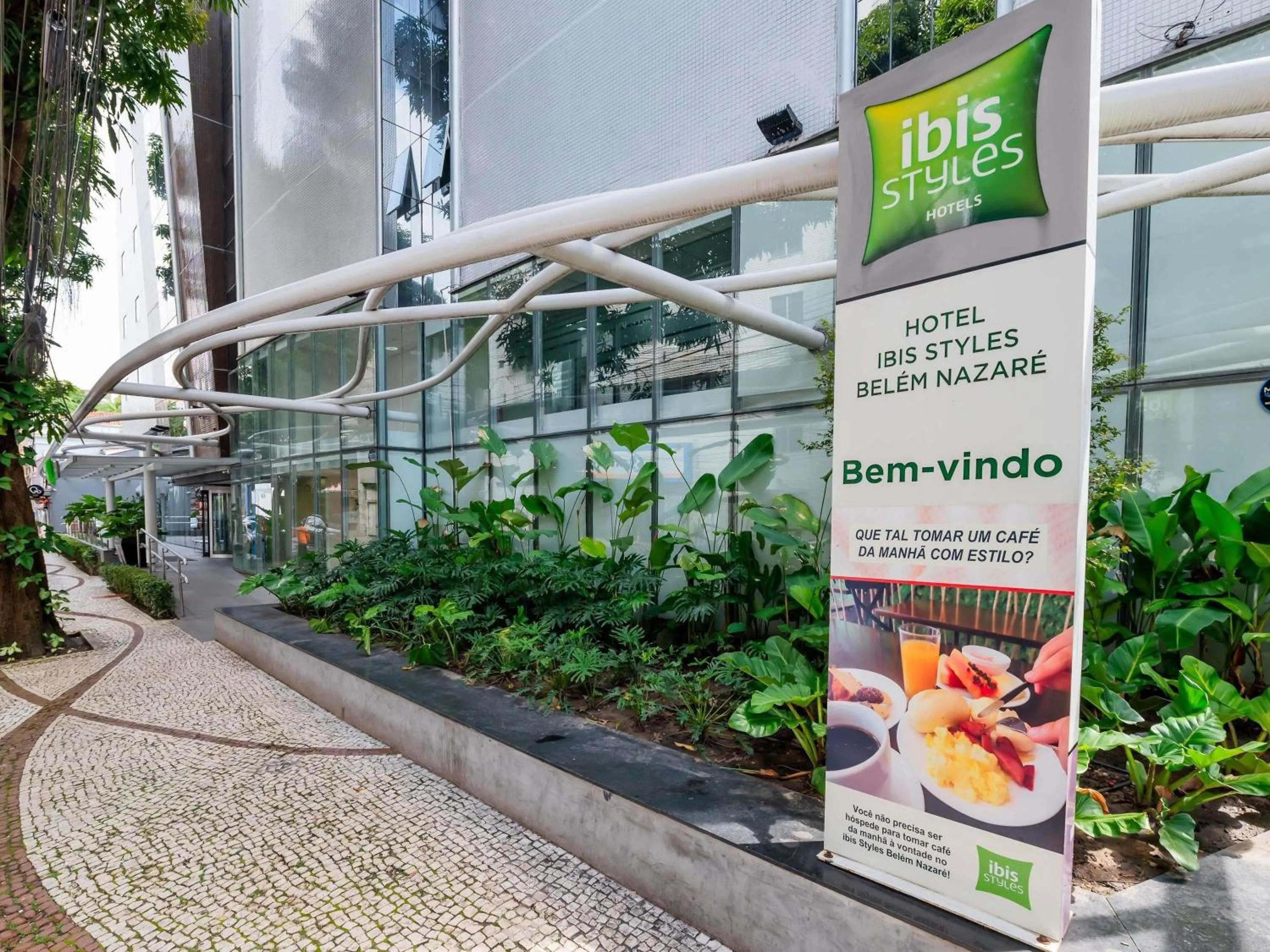 Property building in ibis Styles Belem Nazare