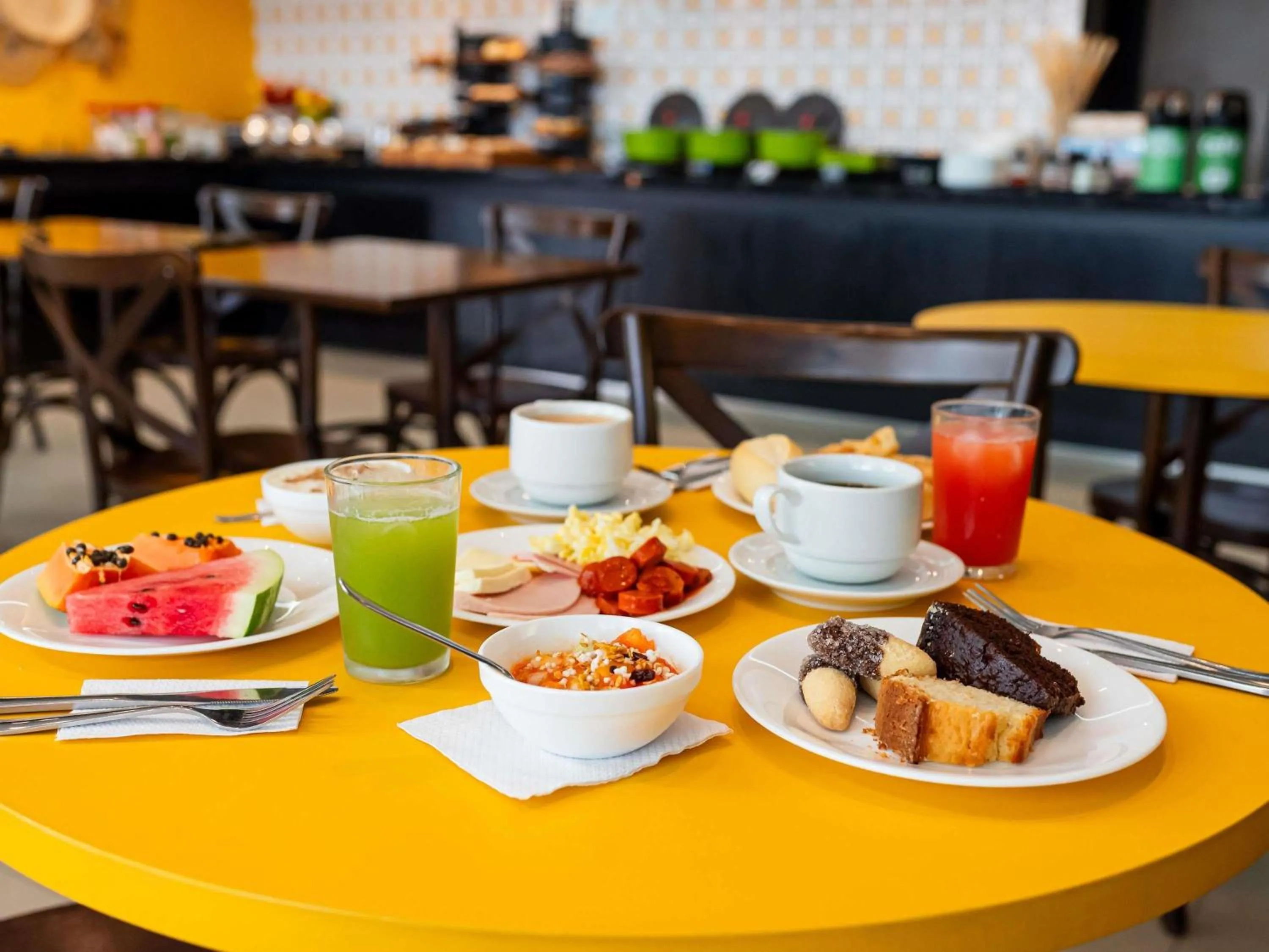 Breakfast in ibis Styles Belem Nazare