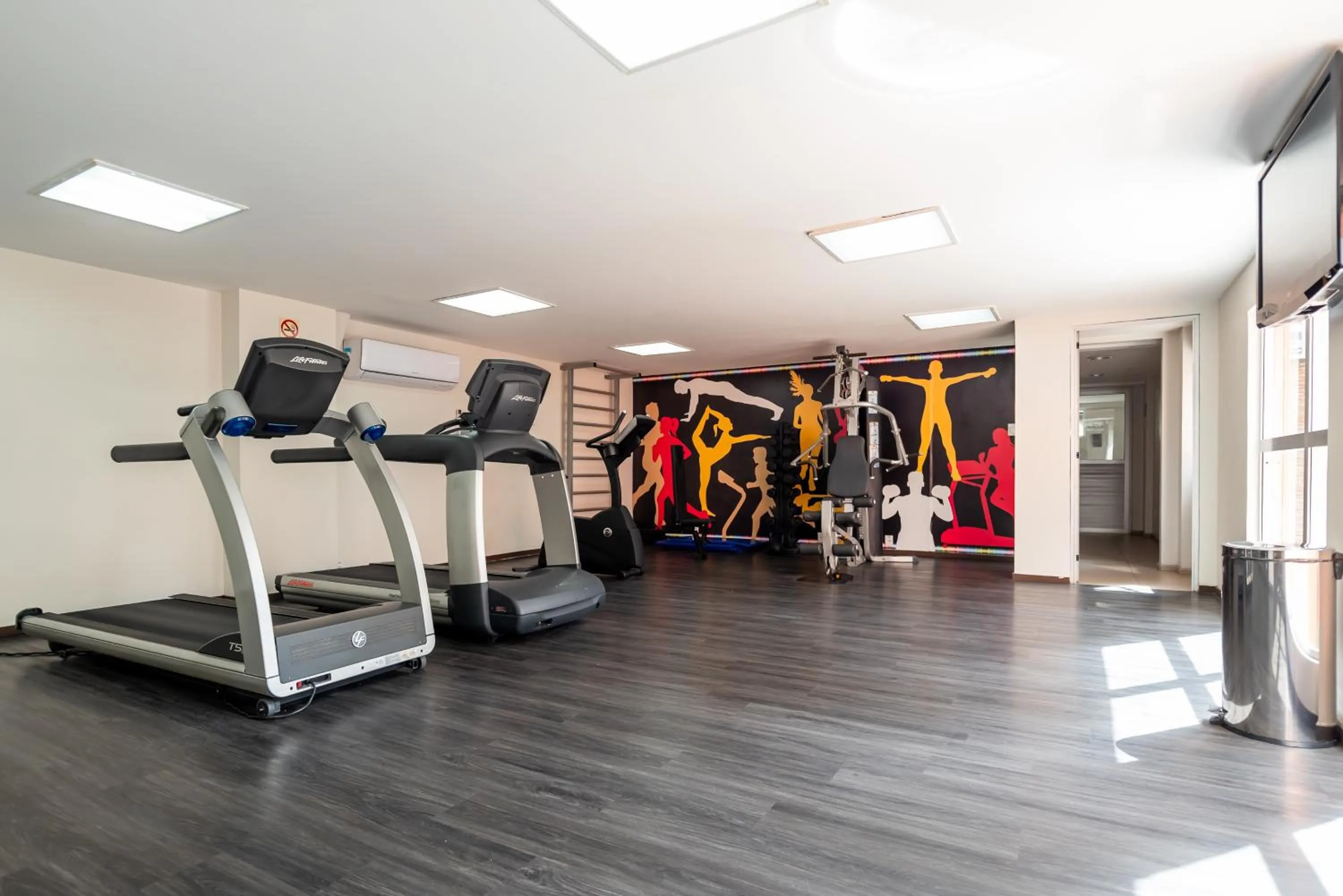 Fitness centre/facilities in ibis Styles Belem Nazare