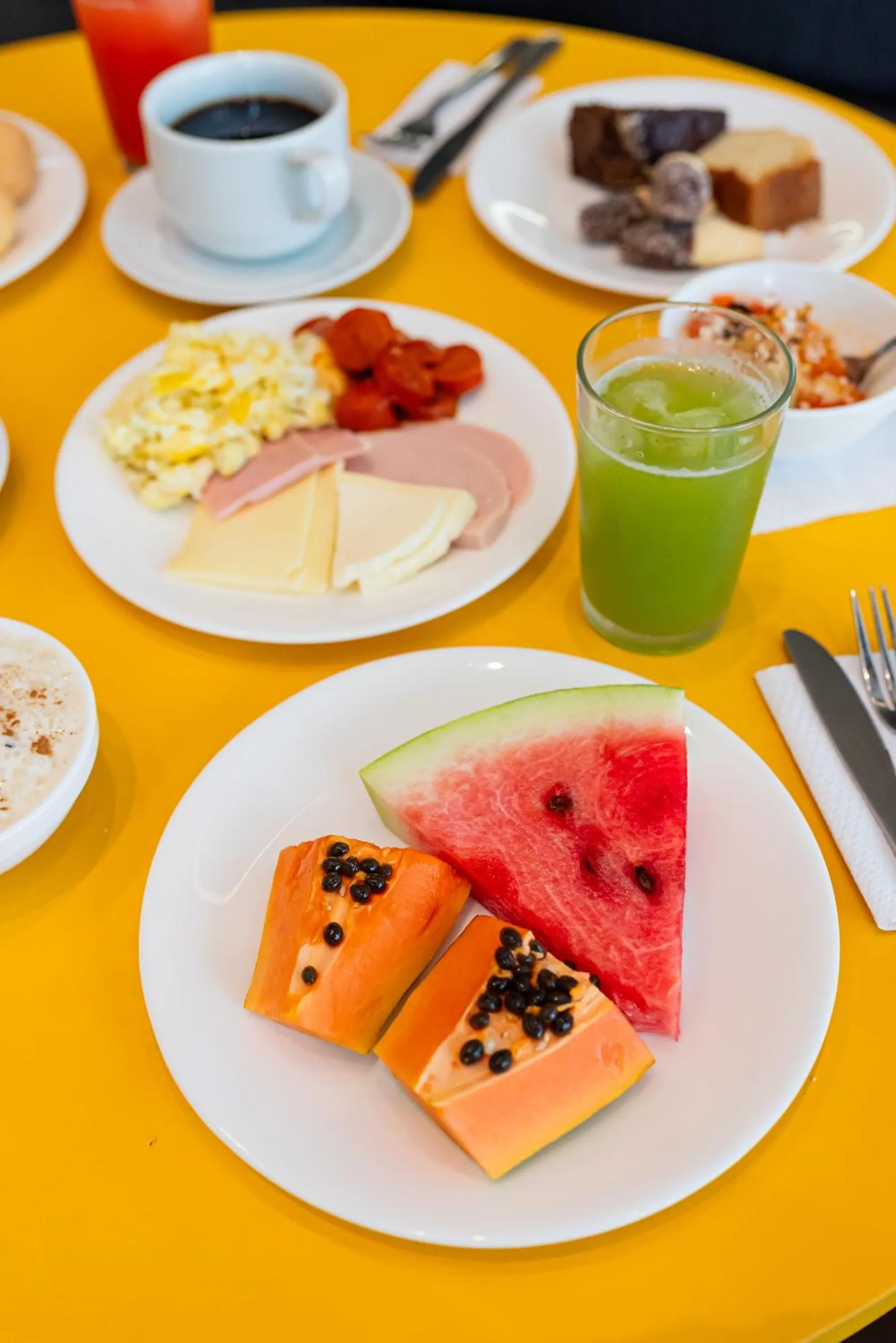 Breakfast in ibis Styles Belem Nazare