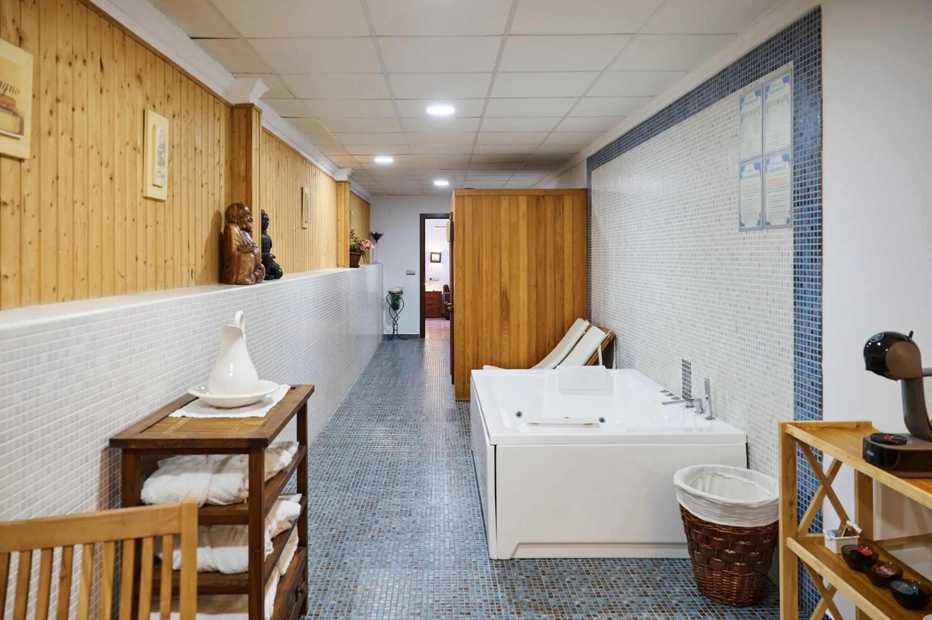 Hot Tub in Hotel Tossal d'Altea