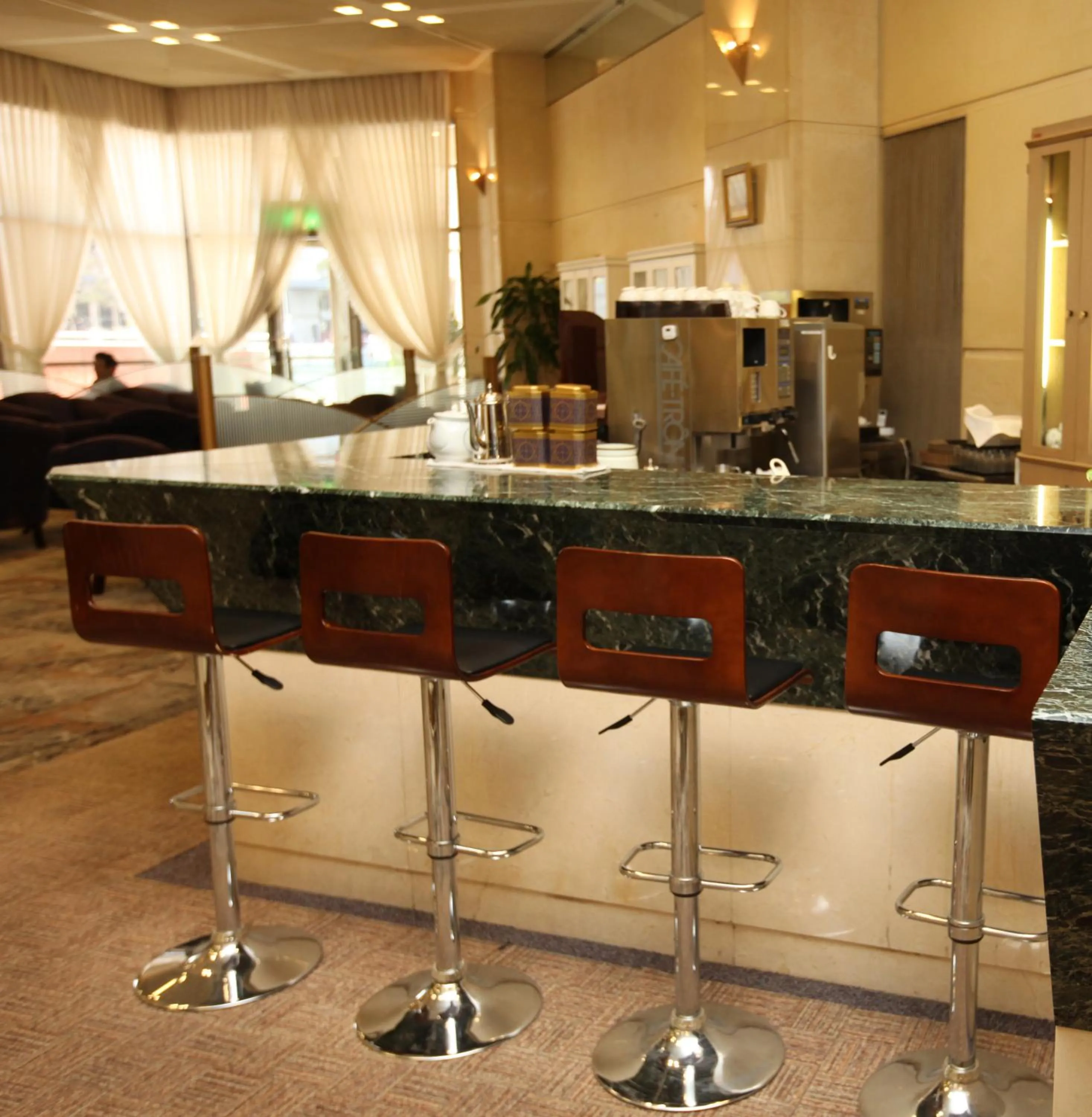 Lounge or bar, Kitchen/Kitchenette in Mielparque-Osaka