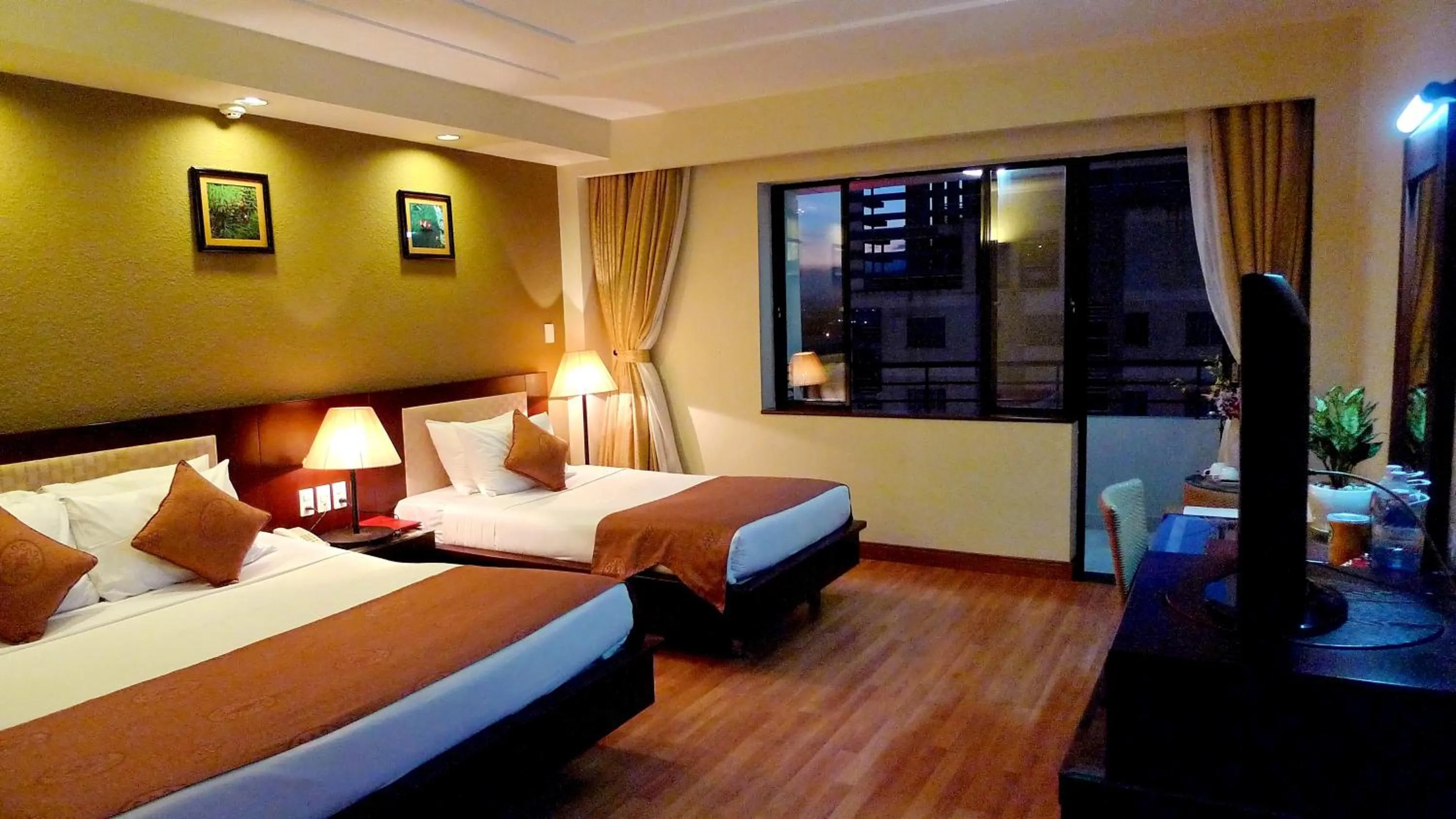 Photo of the whole room, Bed in Asia Paradise Hotel