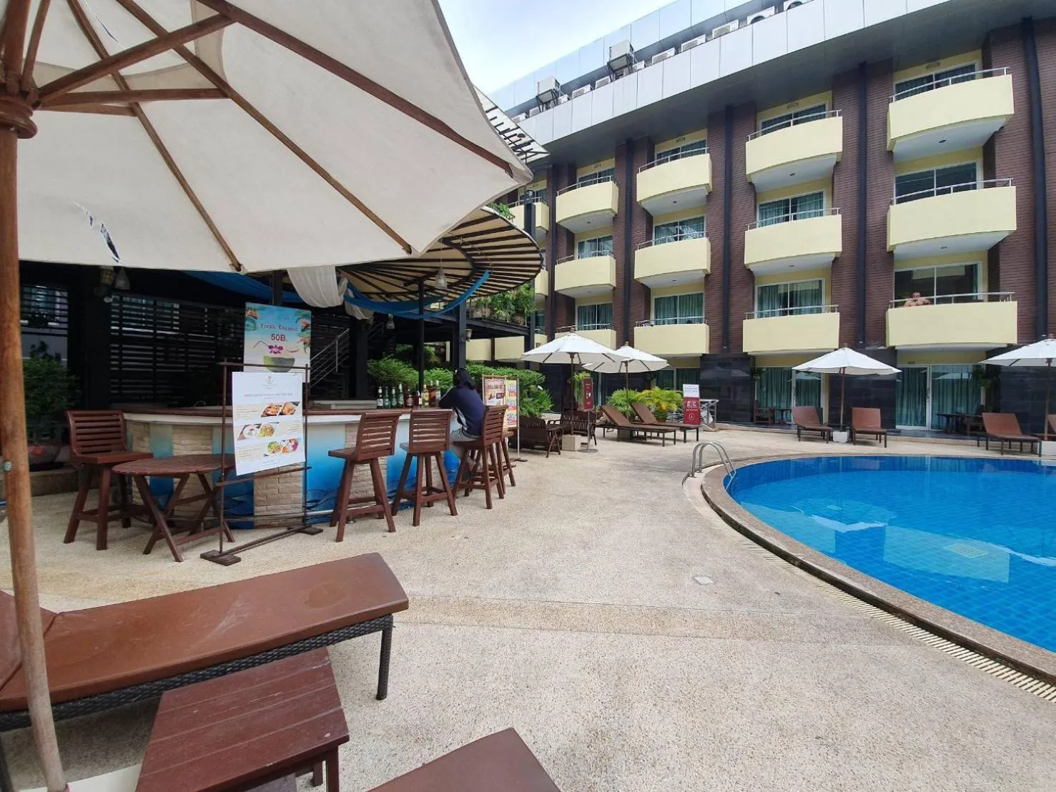 Pool view in Baron Beach Hotel