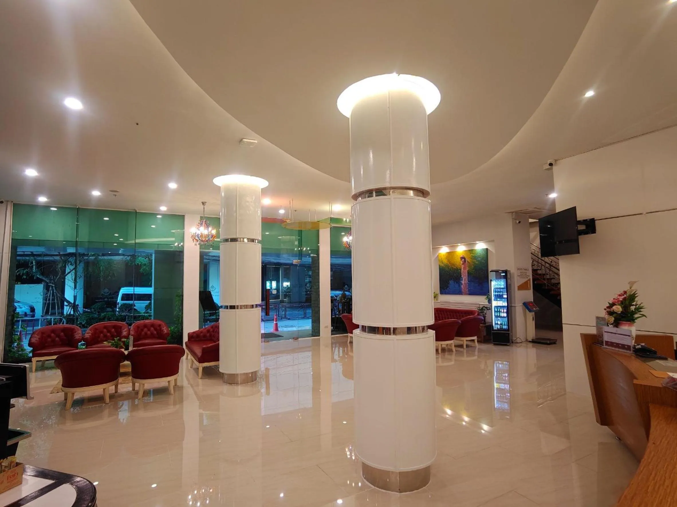 Lobby or reception in Baron Beach Hotel