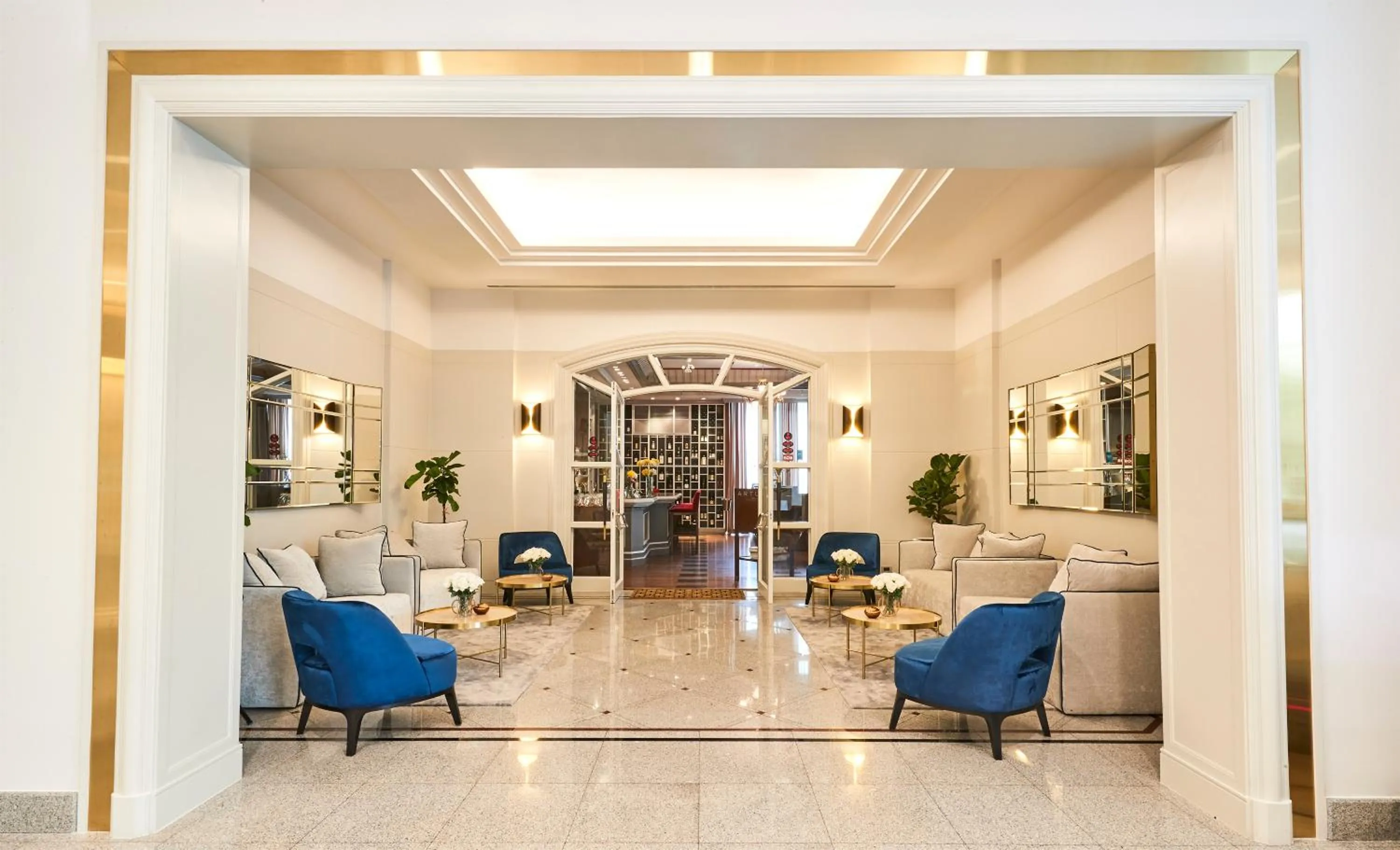 Lobby or reception in Bliston Suwan Park View