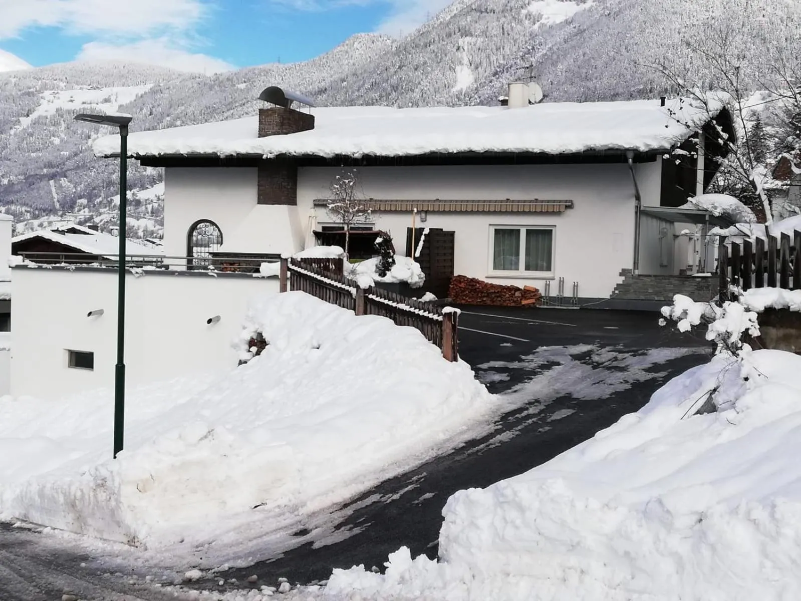 Property building in Inn-Apartments