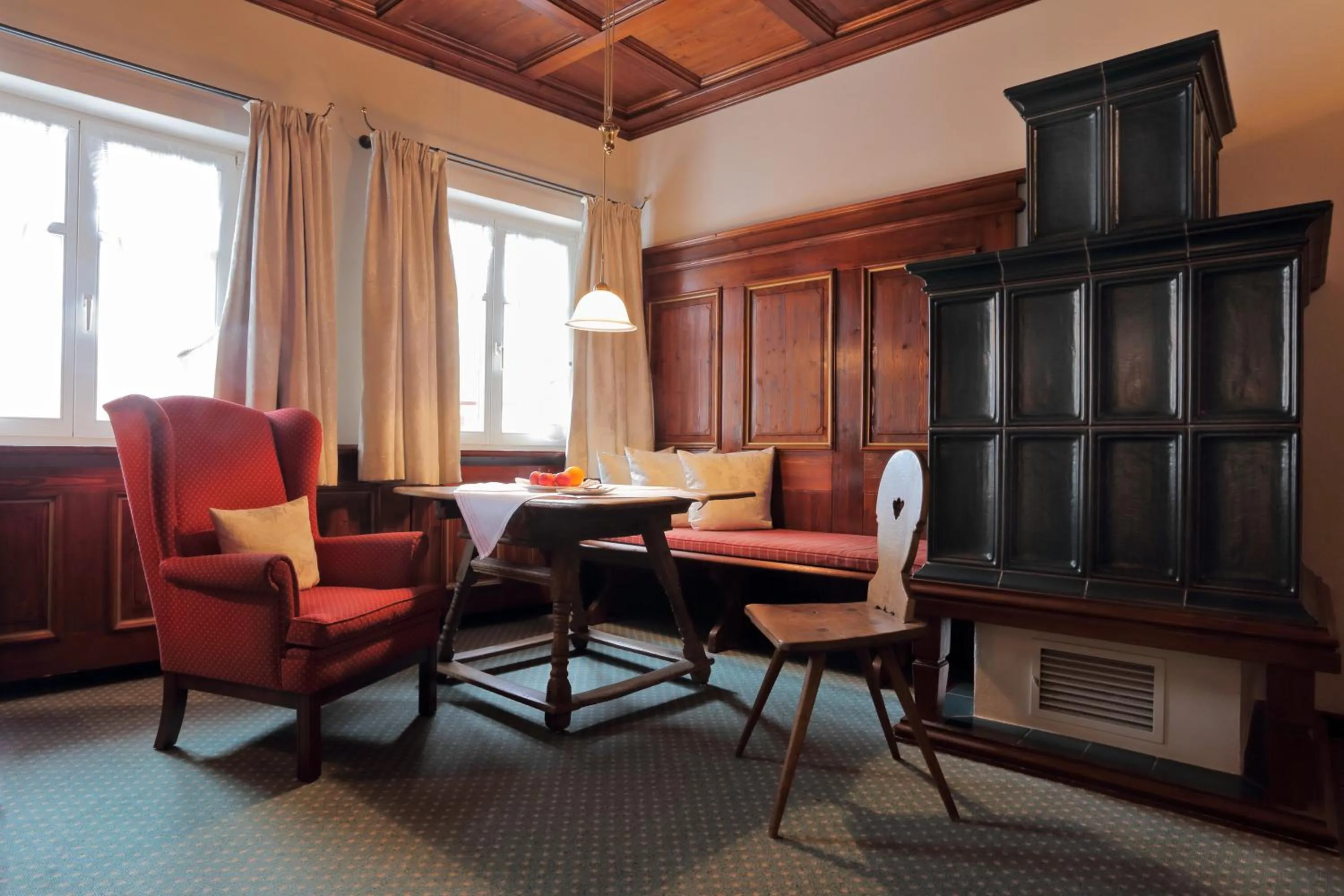 Seating area in Romantik Hotel Zur Schwane