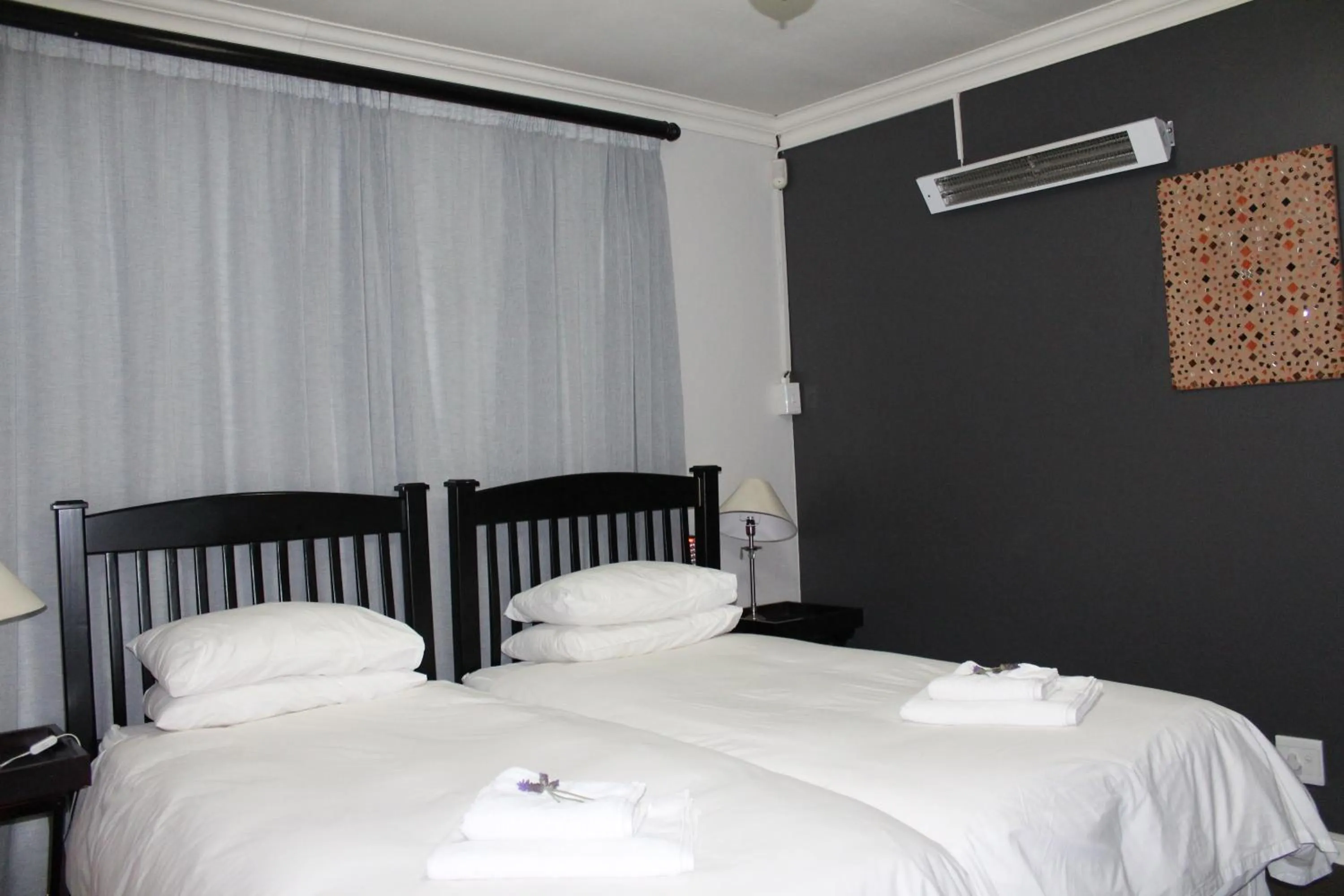 Photo of the whole room, Bed in 3 Liebeloft Guest House