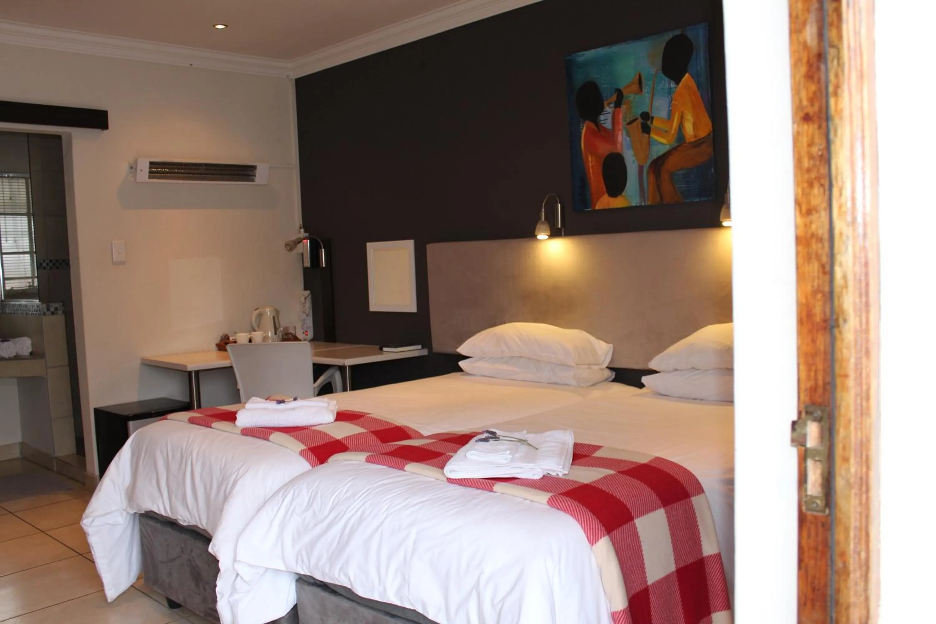 Photo of the whole room, Bed in 3 Liebeloft Guest House