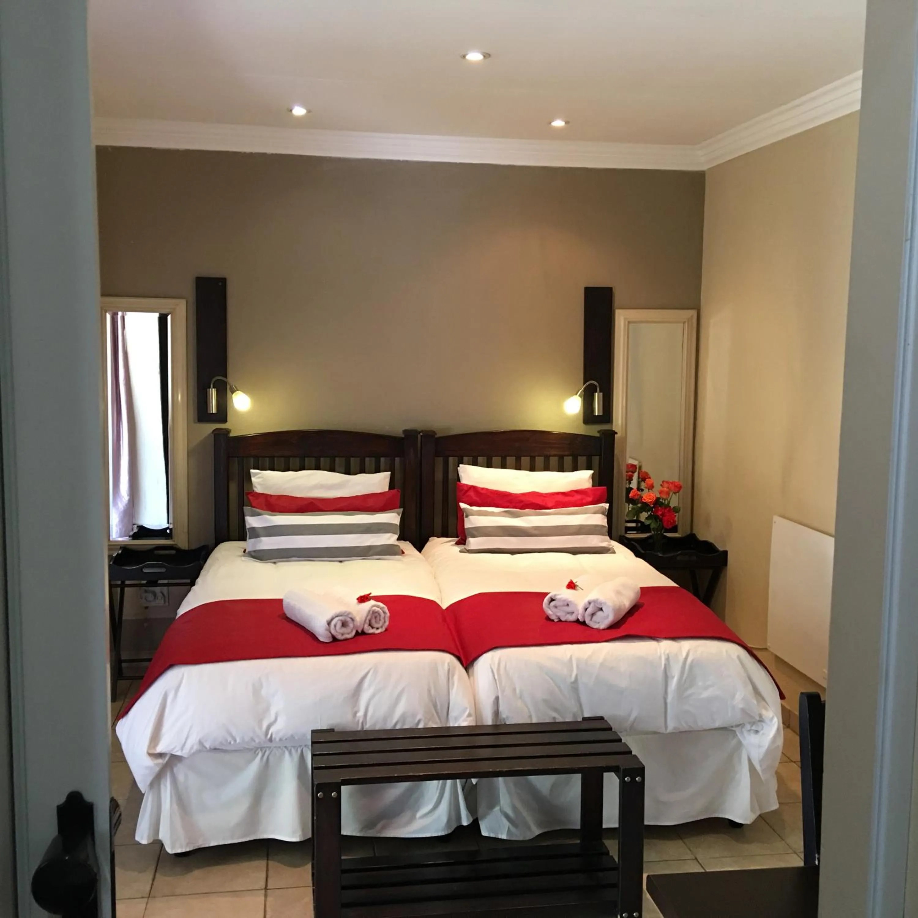 Photo of the whole room, Bed in 3 Liebeloft Guest House