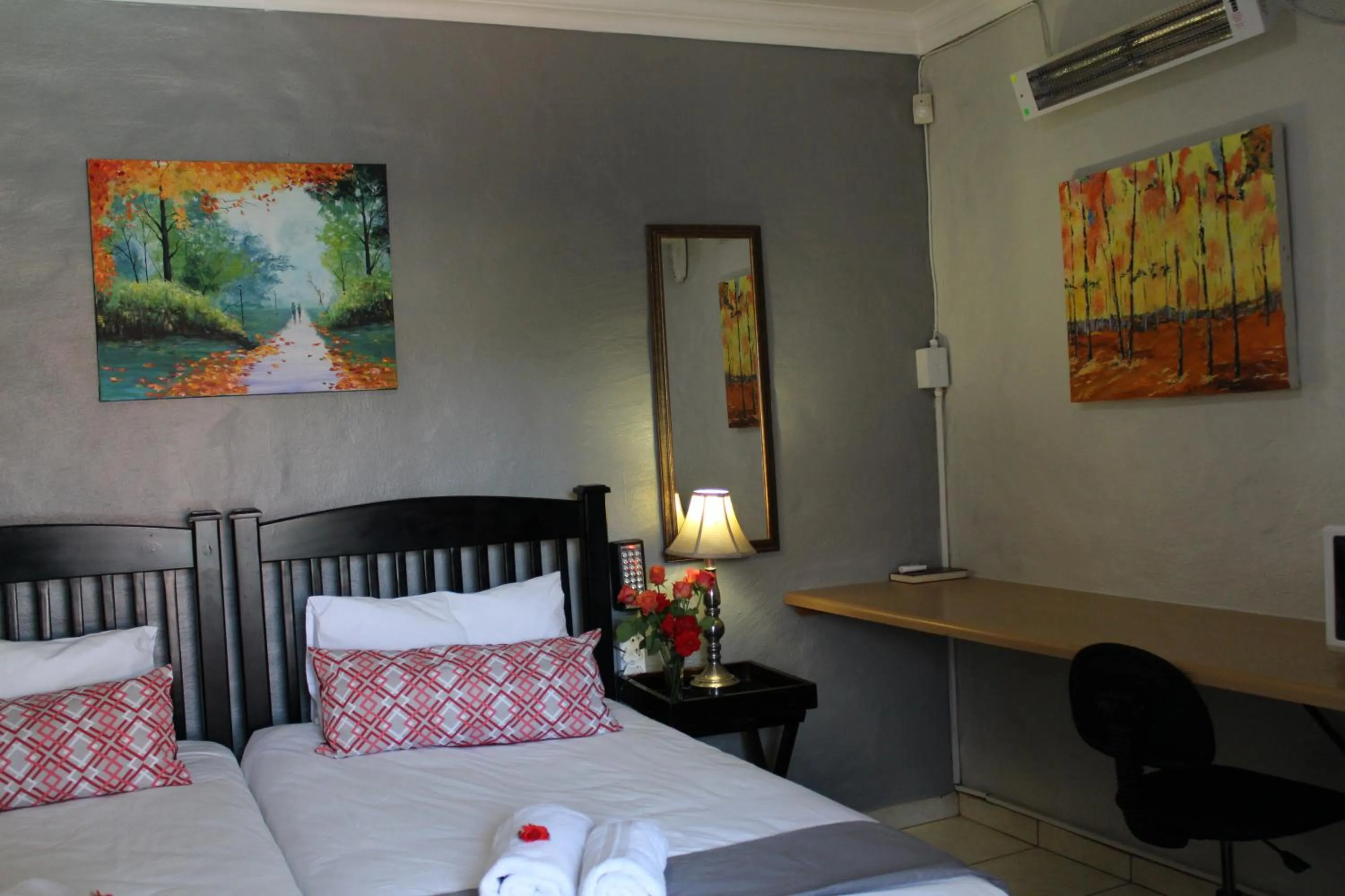 Photo of the whole room, Bed in 3 Liebeloft Guest House