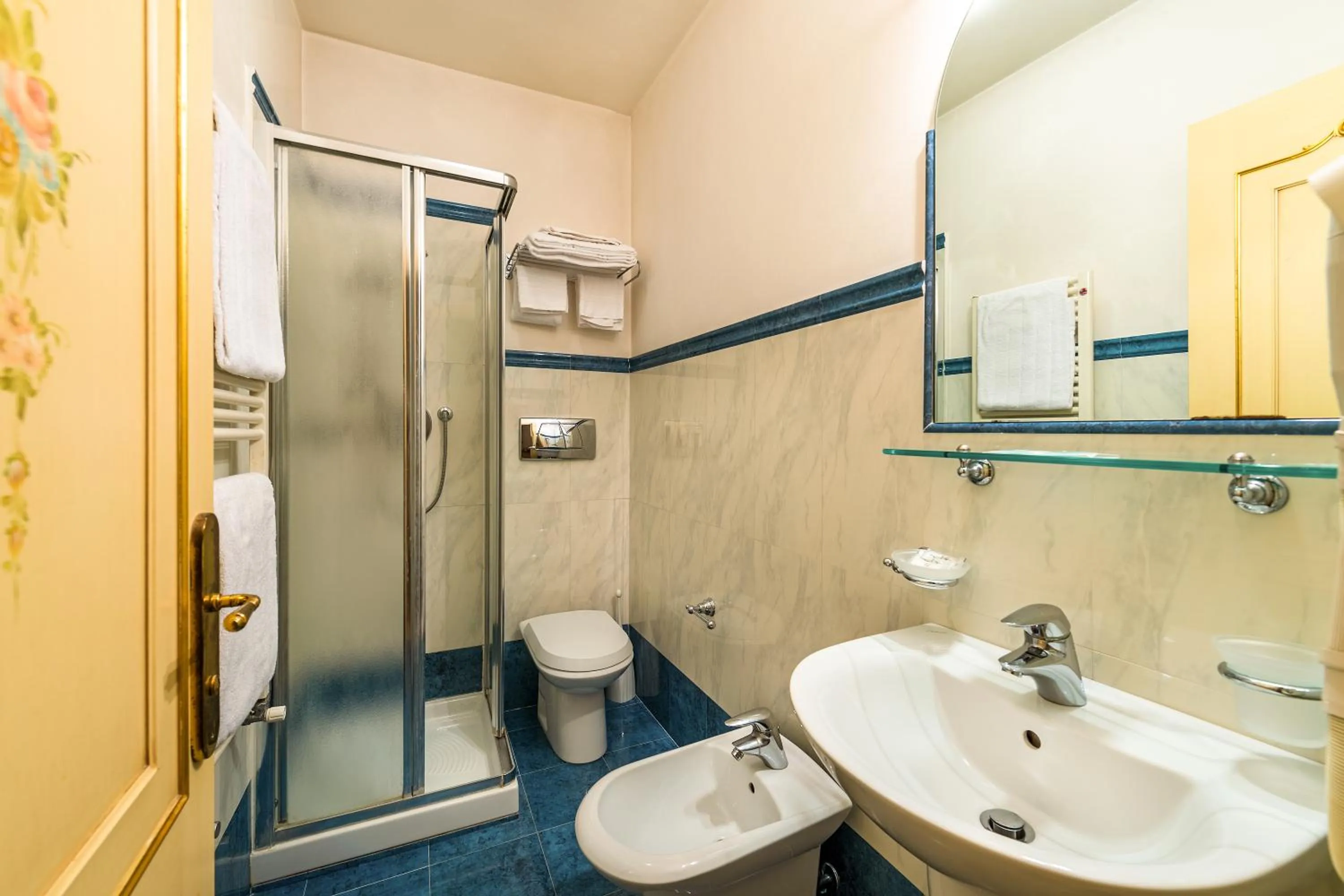 Bathroom in Hotel Al Vagon