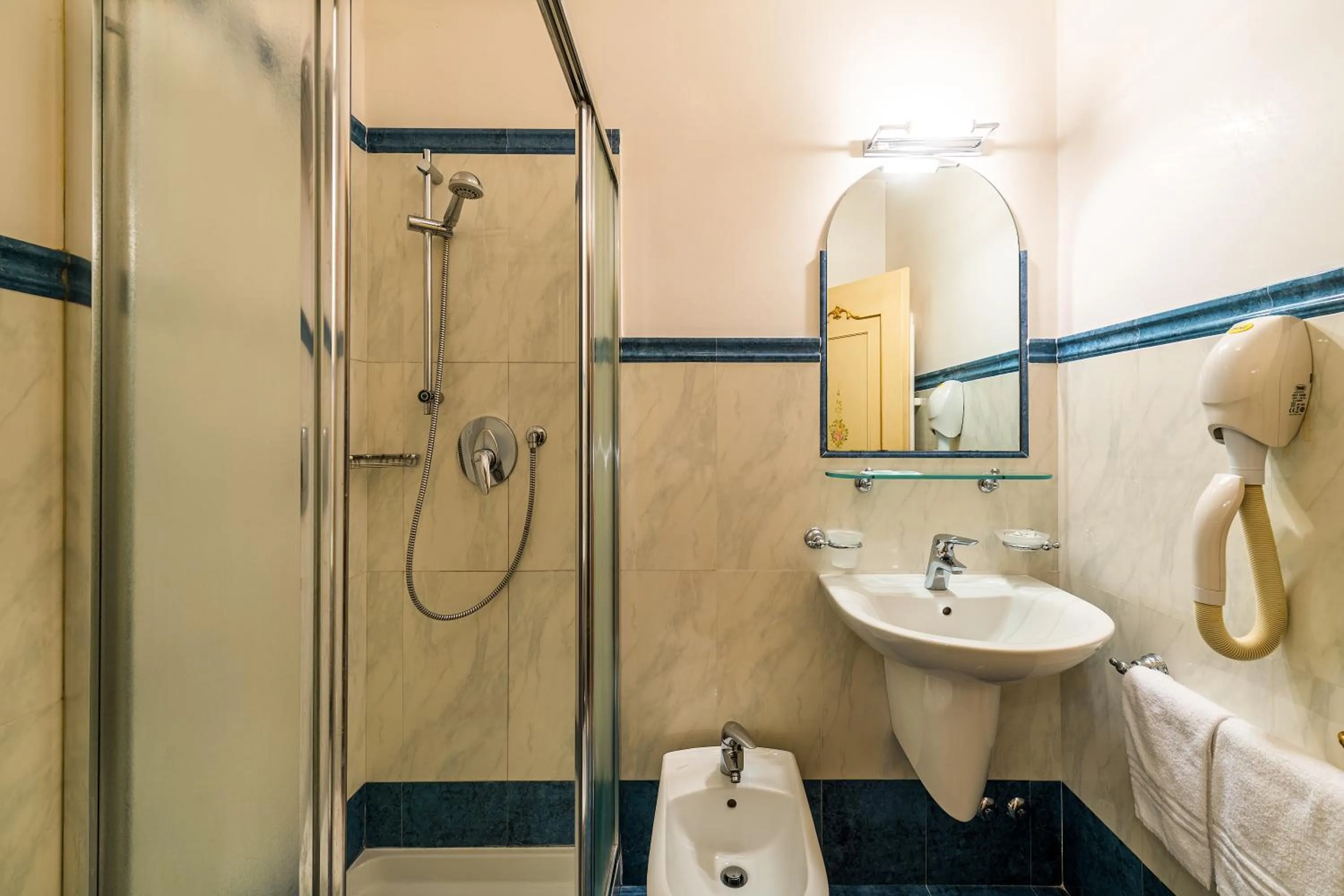 Bathroom in Hotel Al Vagon