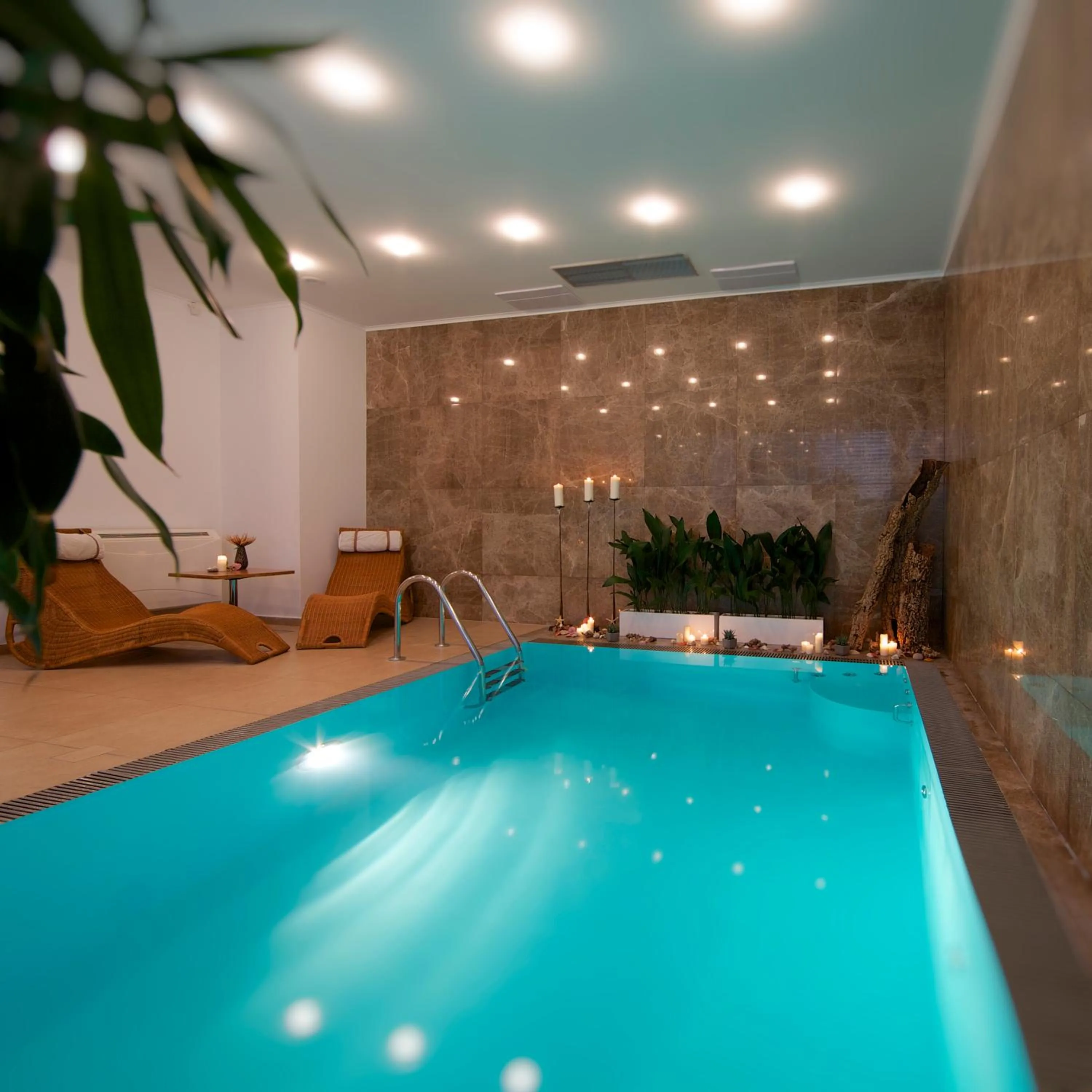 Swimming pool in Mama's Design & Boutique Hotel