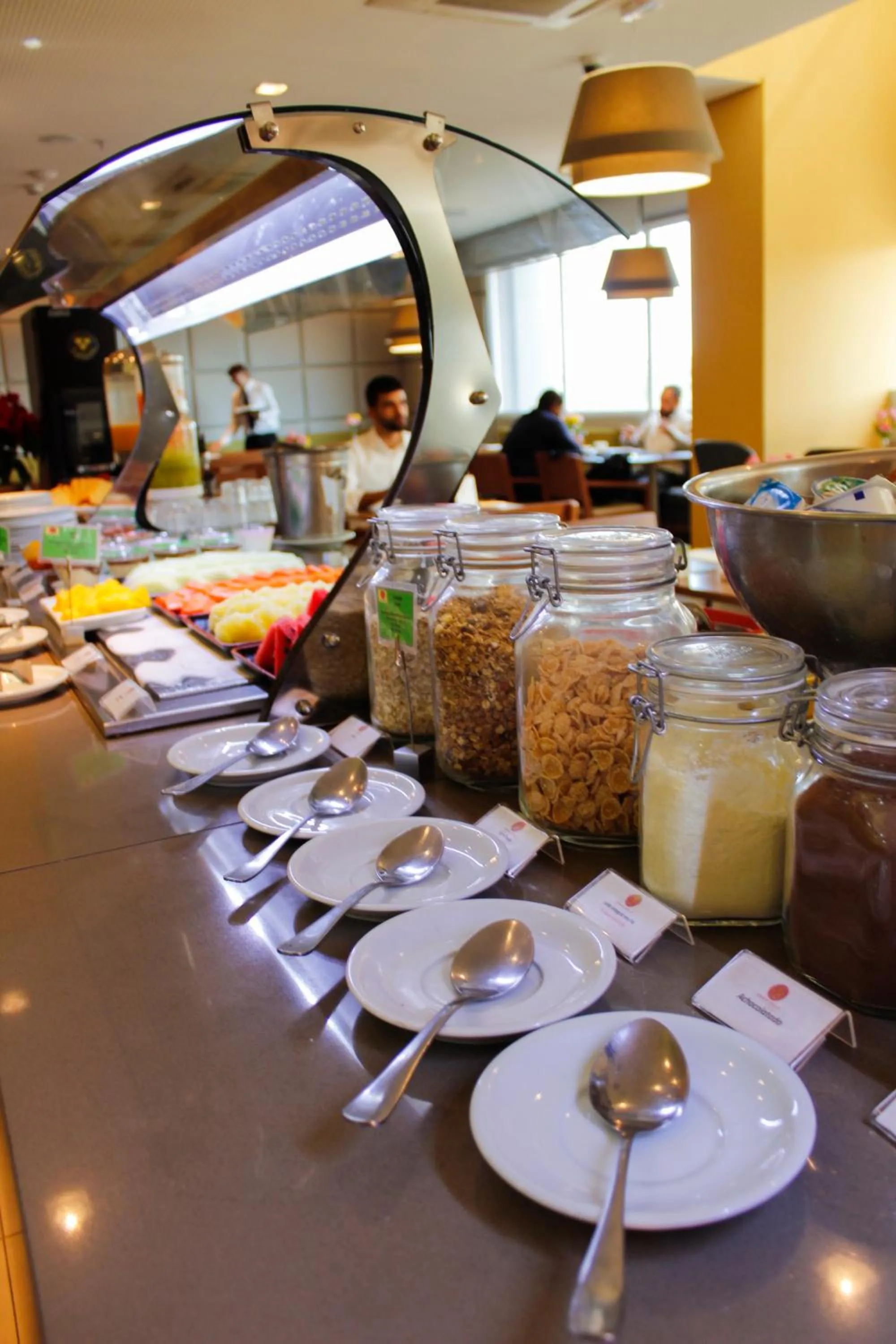 Restaurant/places to eat in Hilton Garden Inn Santo Andre