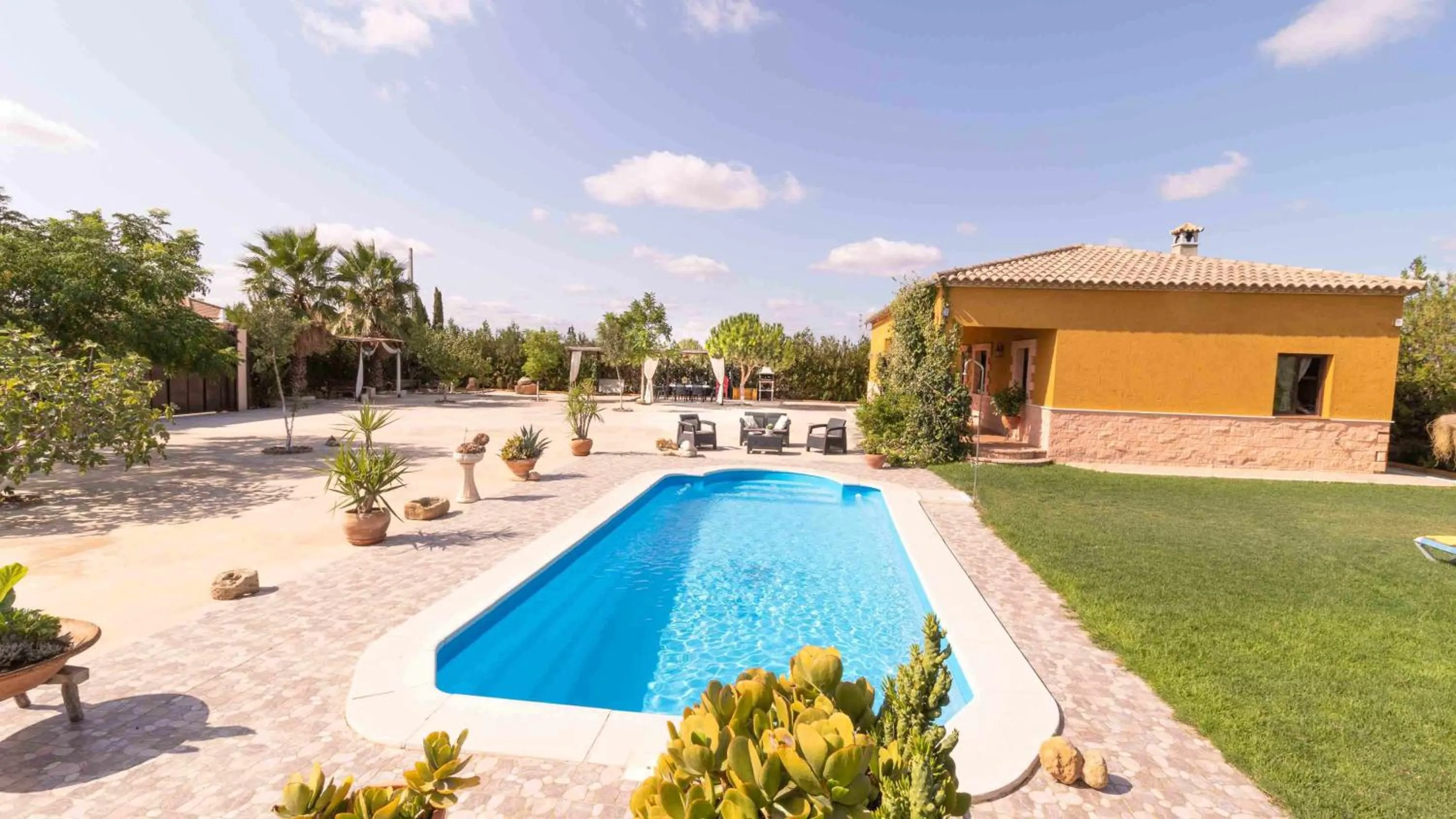 Property building in Casa Rural Villa Lucrecia