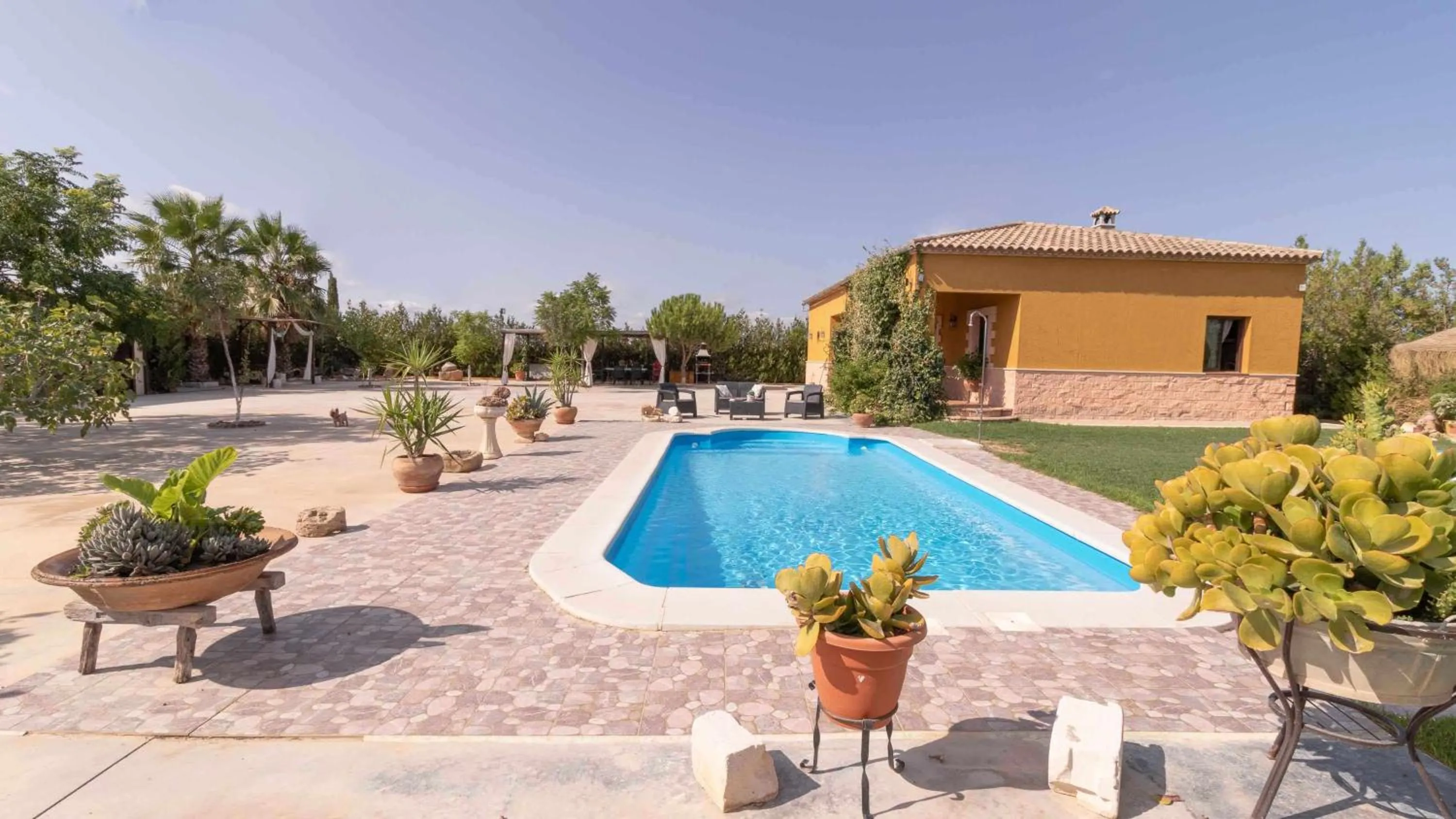 Pool view in Casa Rural Villa Lucrecia