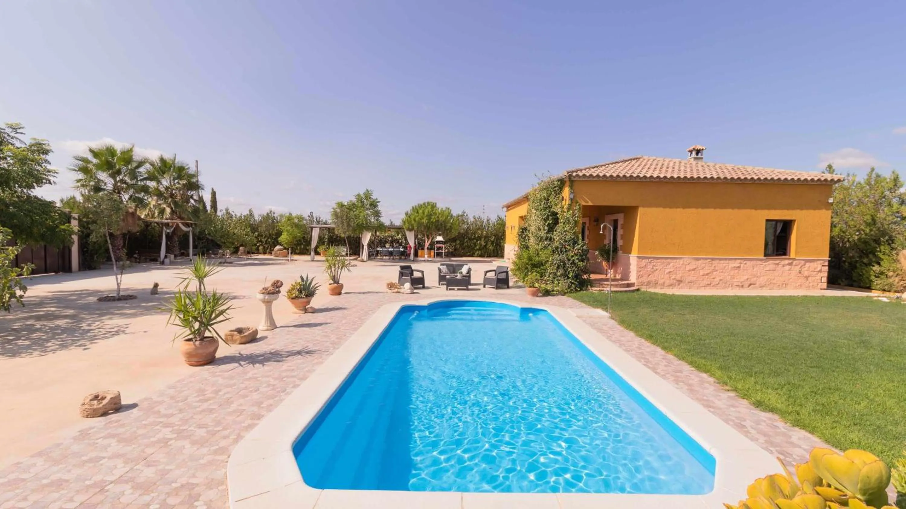 Property building in Casa Rural Villa Lucrecia