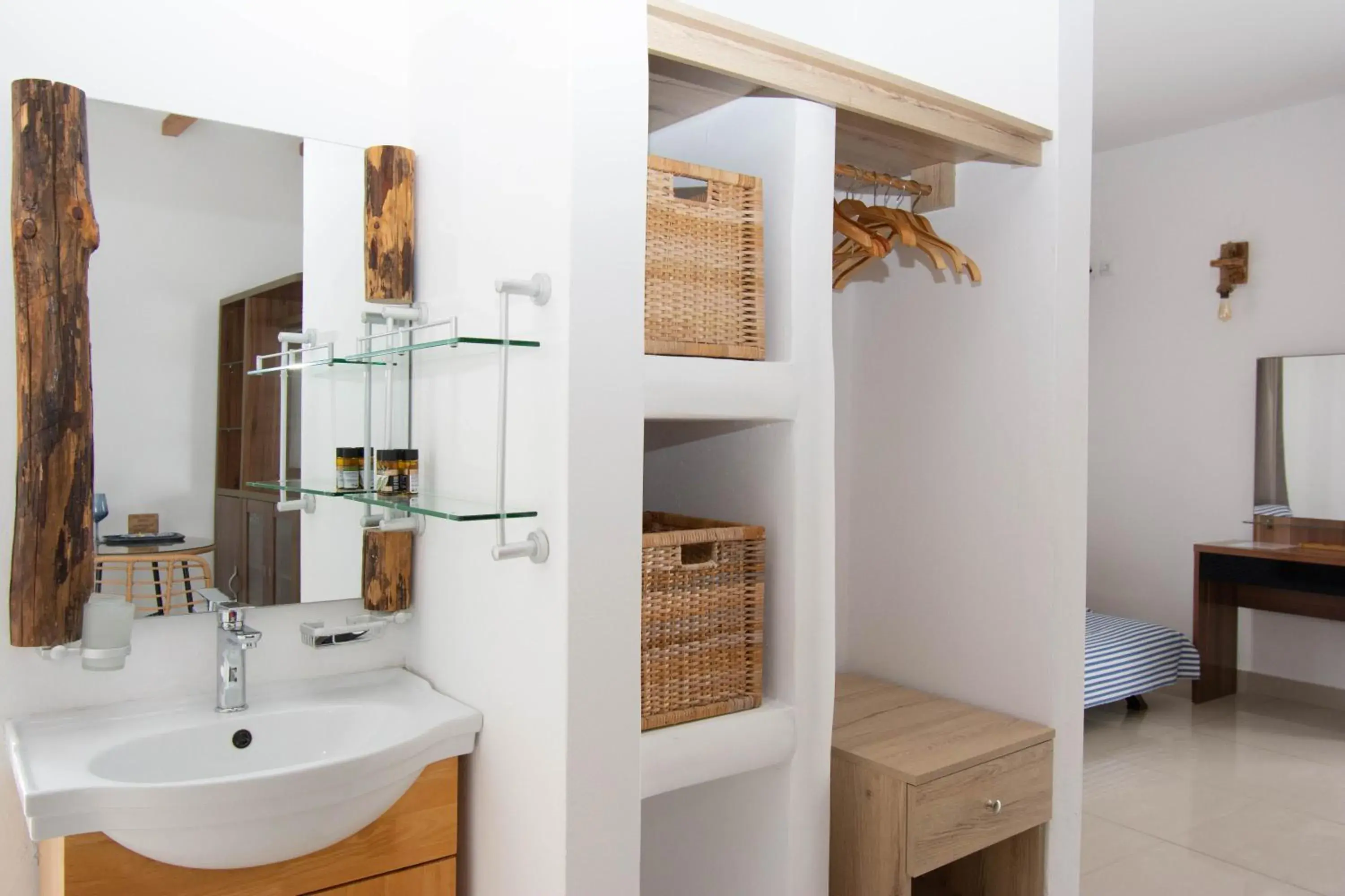 Studio with Hot Tub ground floor in OV Suites "by Checkin" Studio with Hot Tub ground floor in OV Suites "by Checkin"