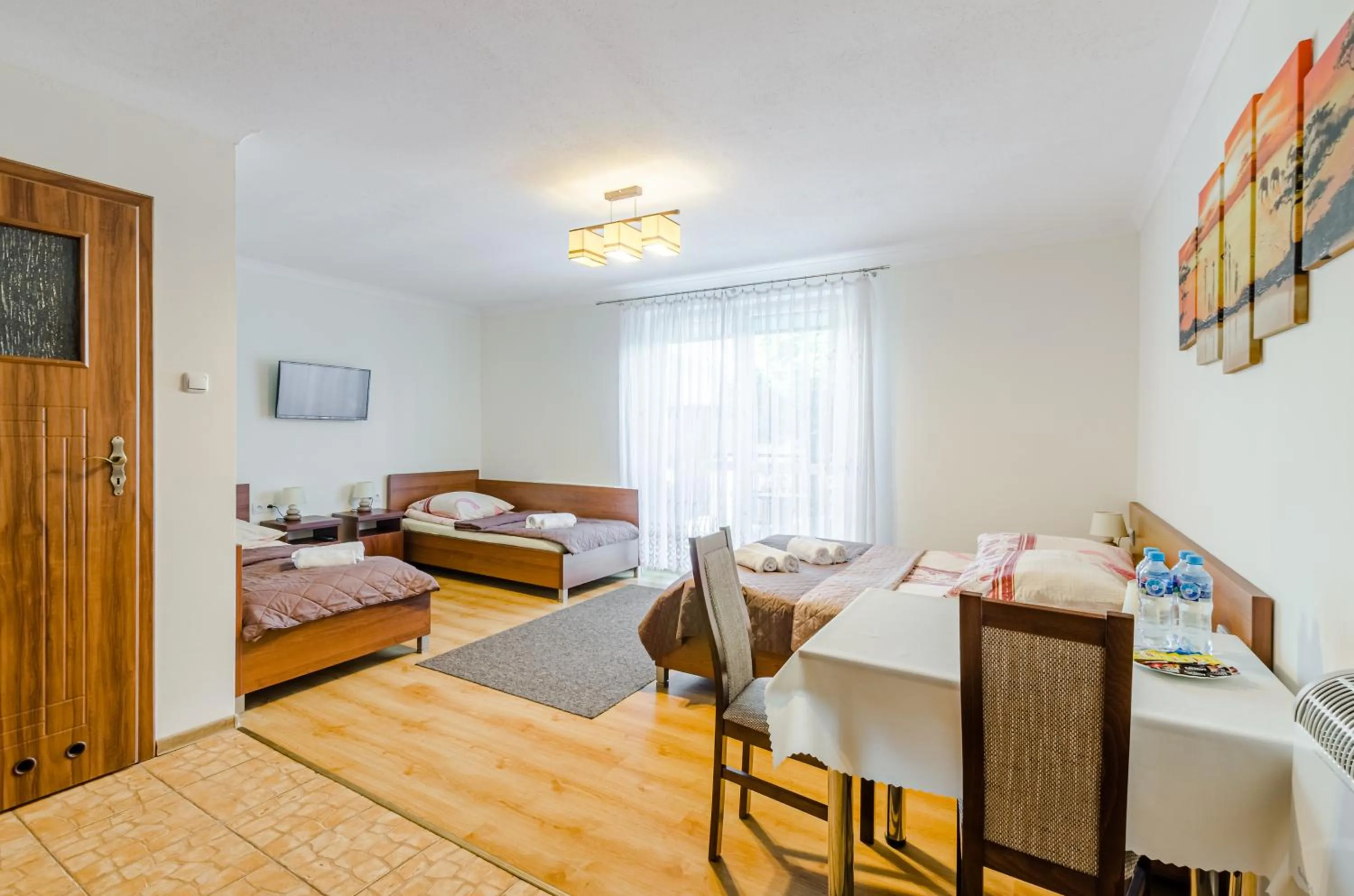 Bed in RAMZES-pokoje z balkonami,parking,Blisko do plaży Ustka