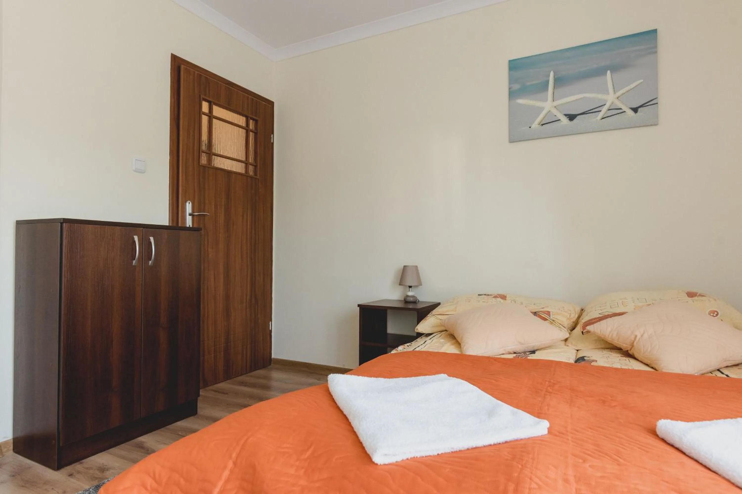 Bed in RAMZES-pokoje z balkonami,parking,Blisko do plaży Ustka