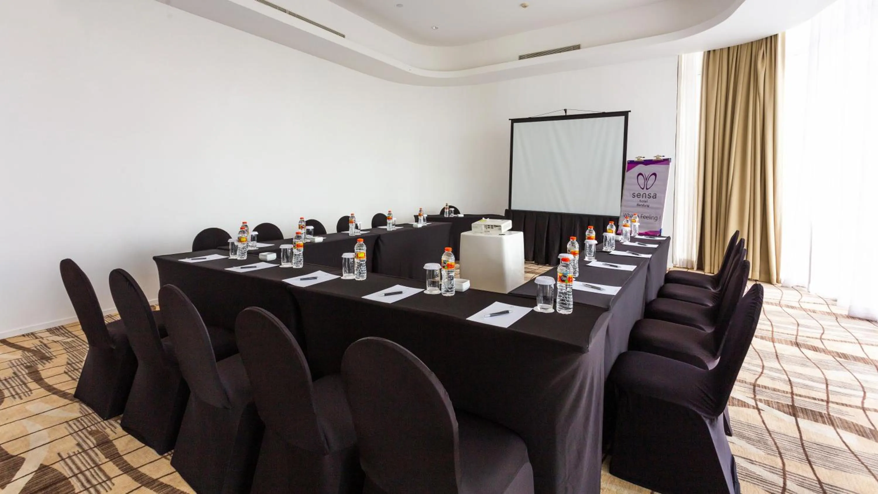 Meeting/conference room in Sensa Hotel Bandung
