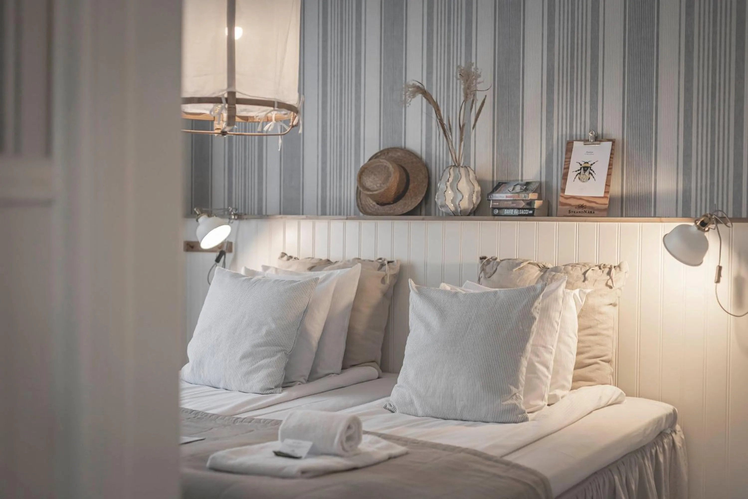 Bed in Naya Retreat & Hotell