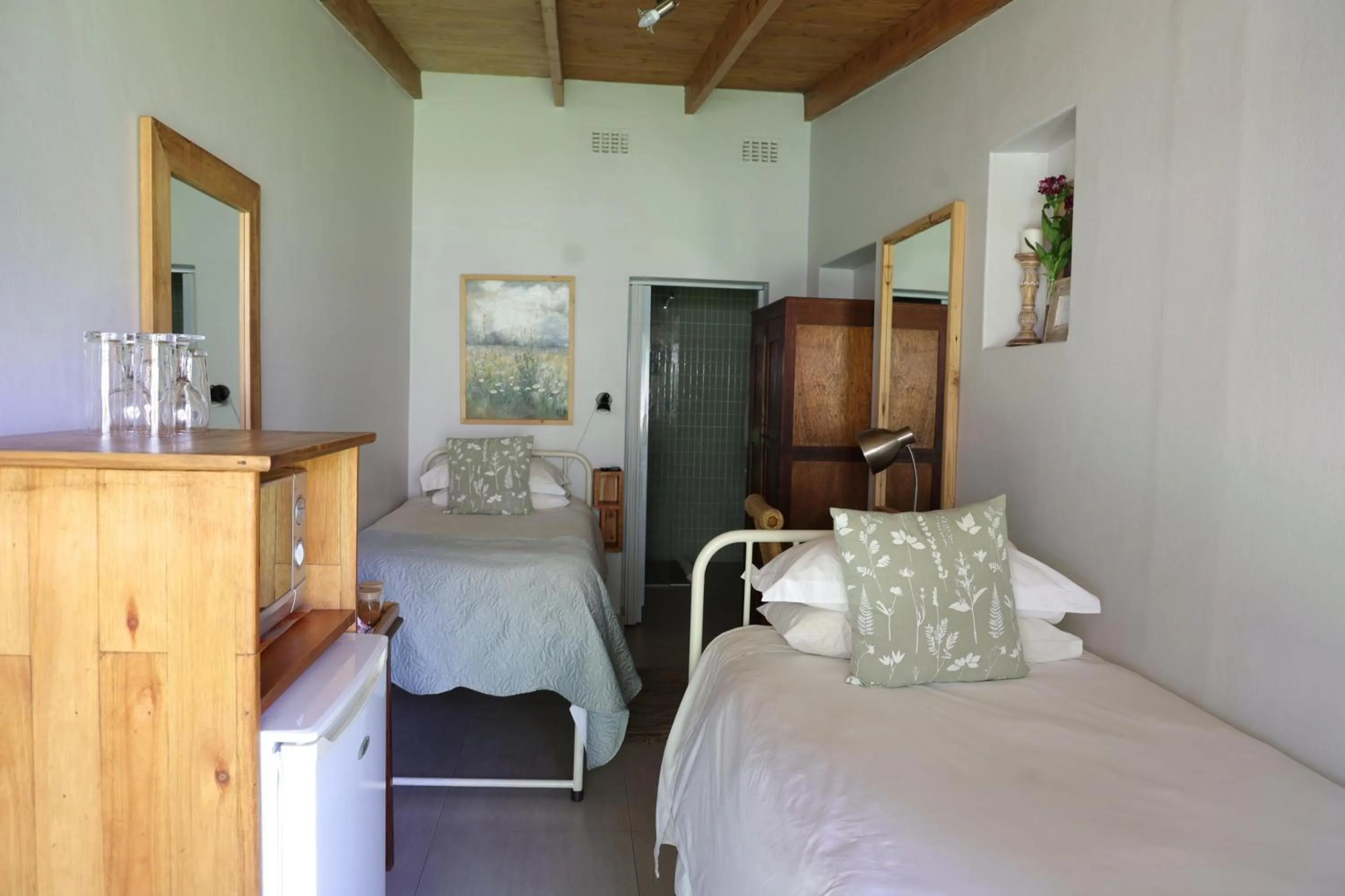 Bedroom, Bed in LA Guesthouse