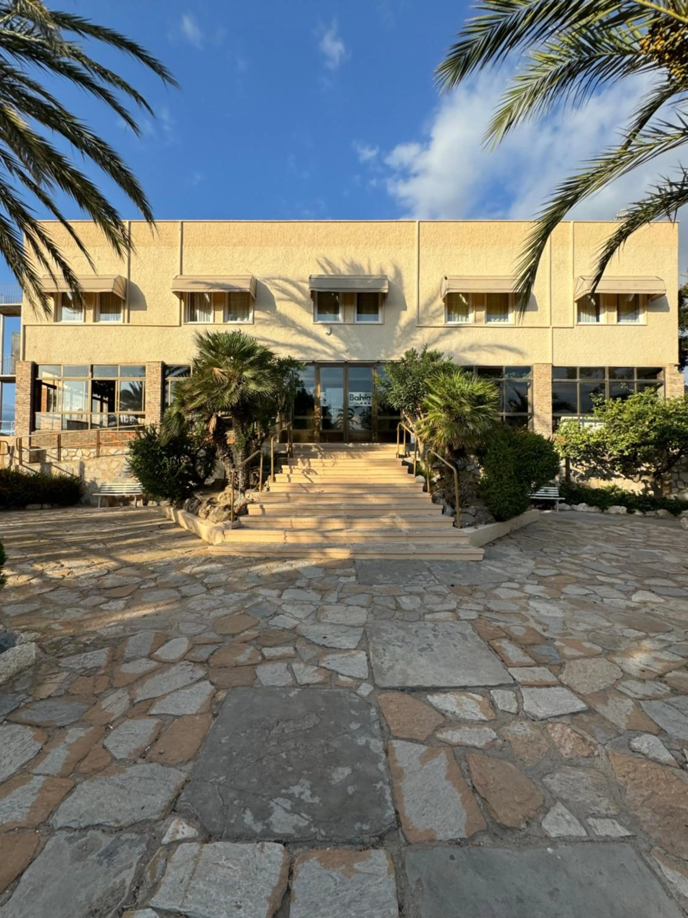 Property building in Bahía - 30º hotels