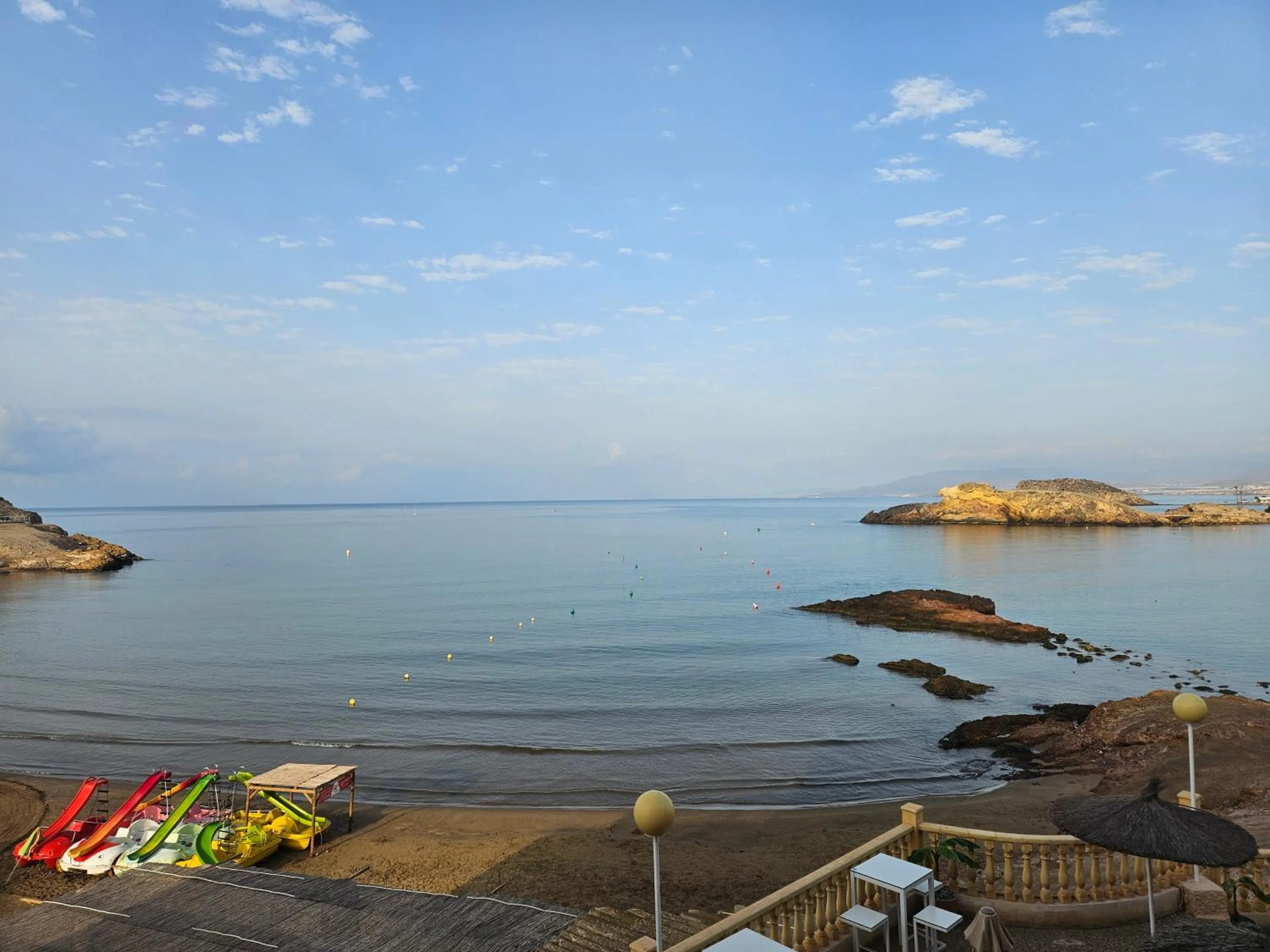 Beach in Bahía - 30º hotels