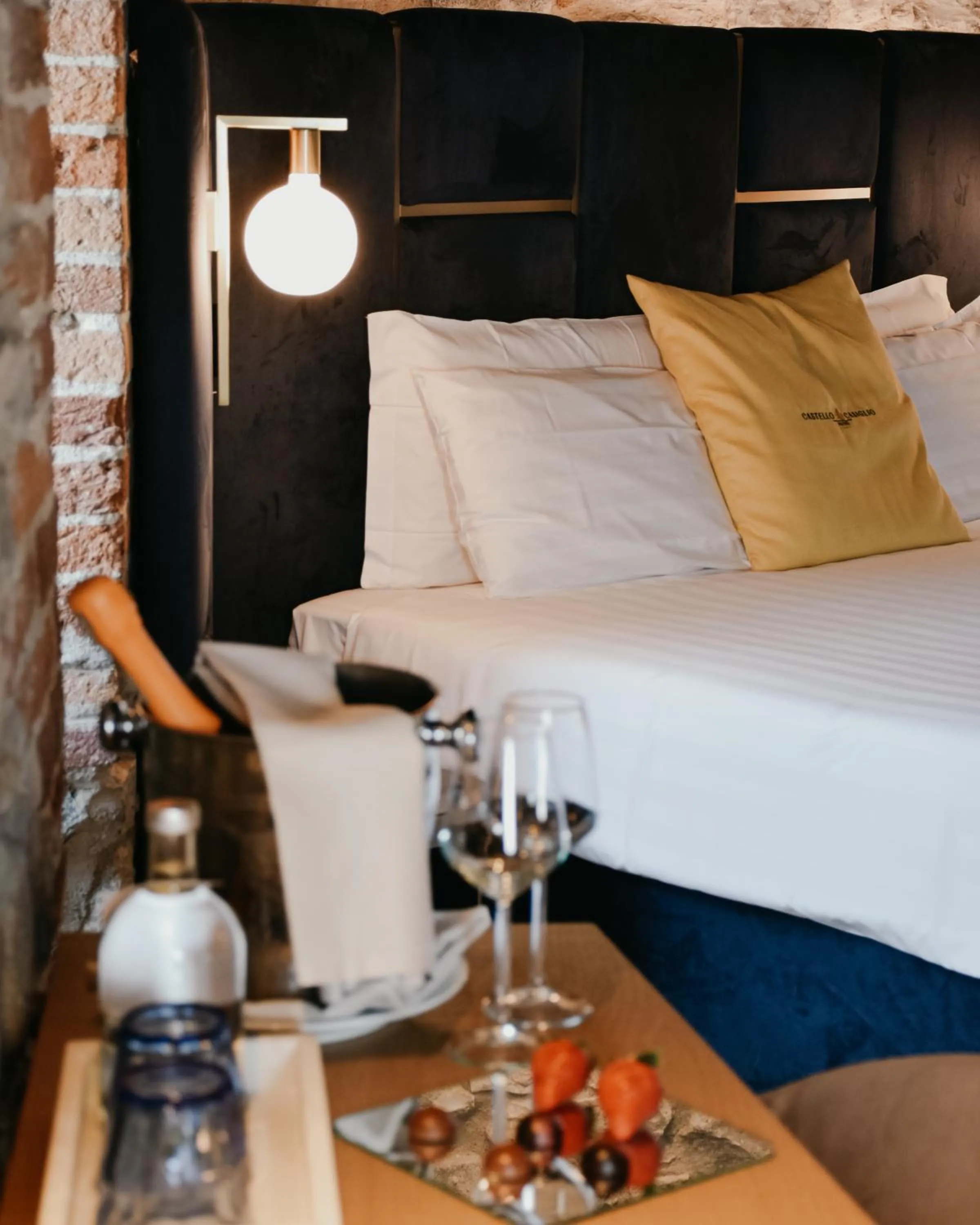 Bedroom, Bed in Relais & Spa Castello di Casiglio