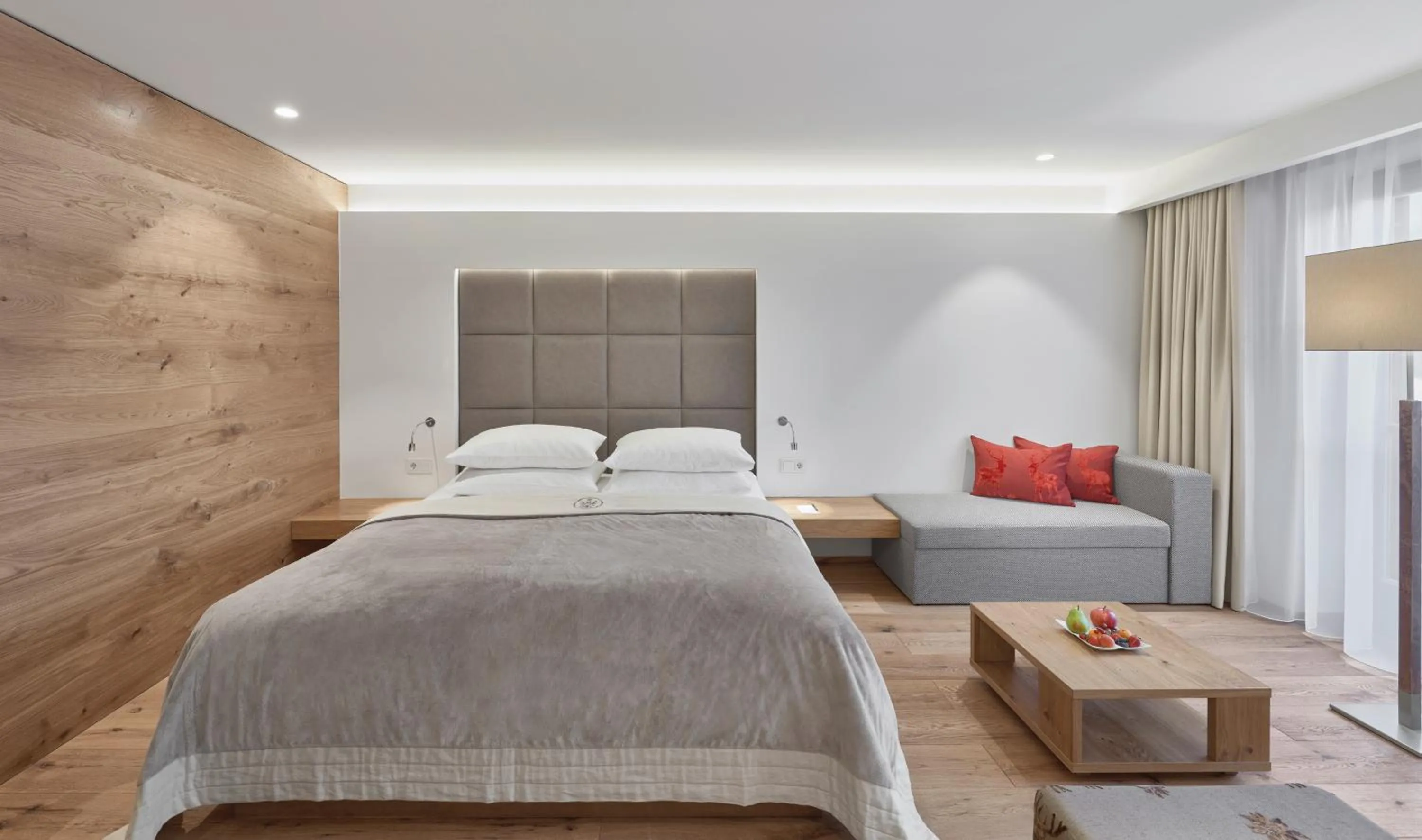 Photo of the whole room, Bed in Schwarzer Adler Kitzbühel - Adults Only