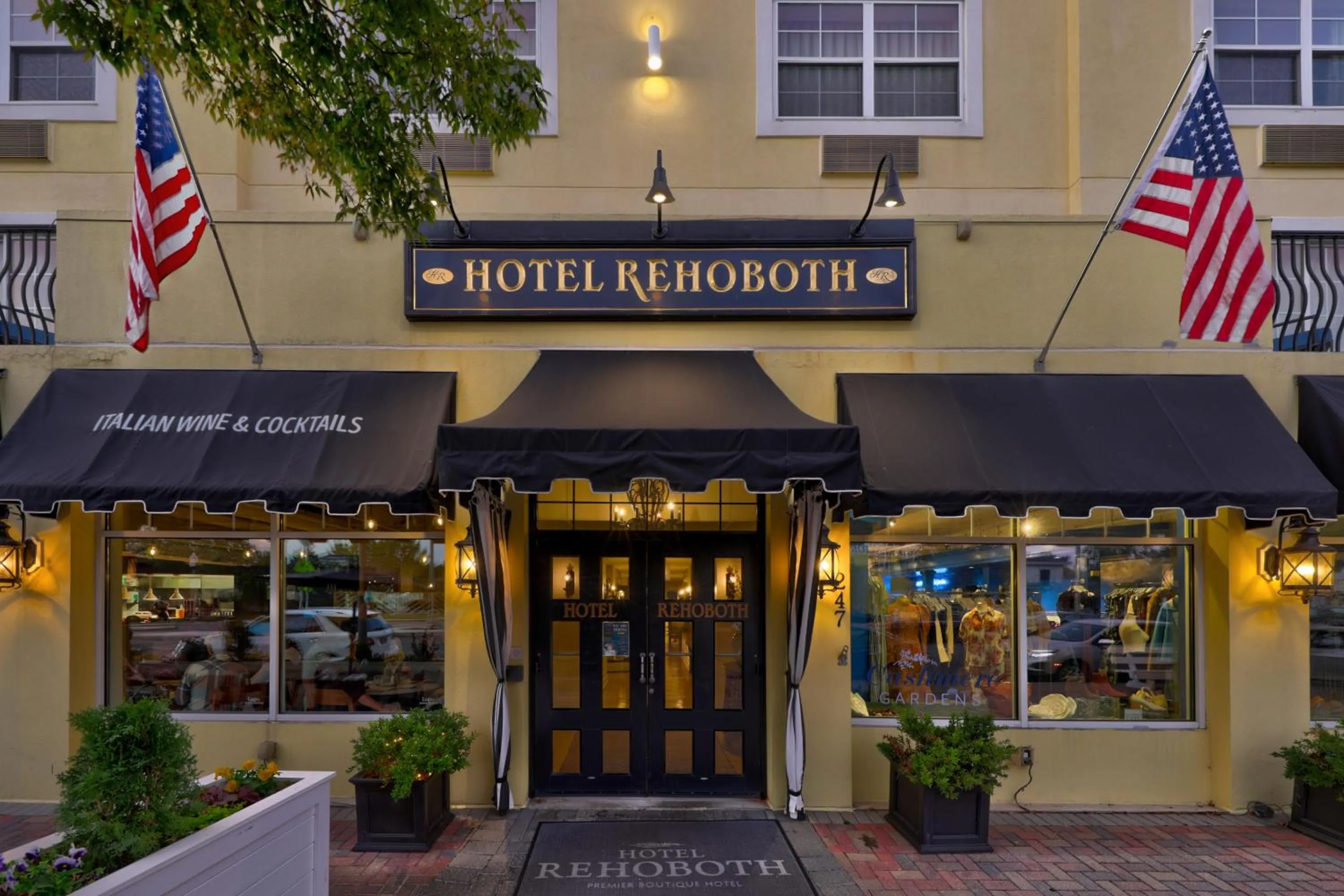 Property building in Hotel Rehoboth