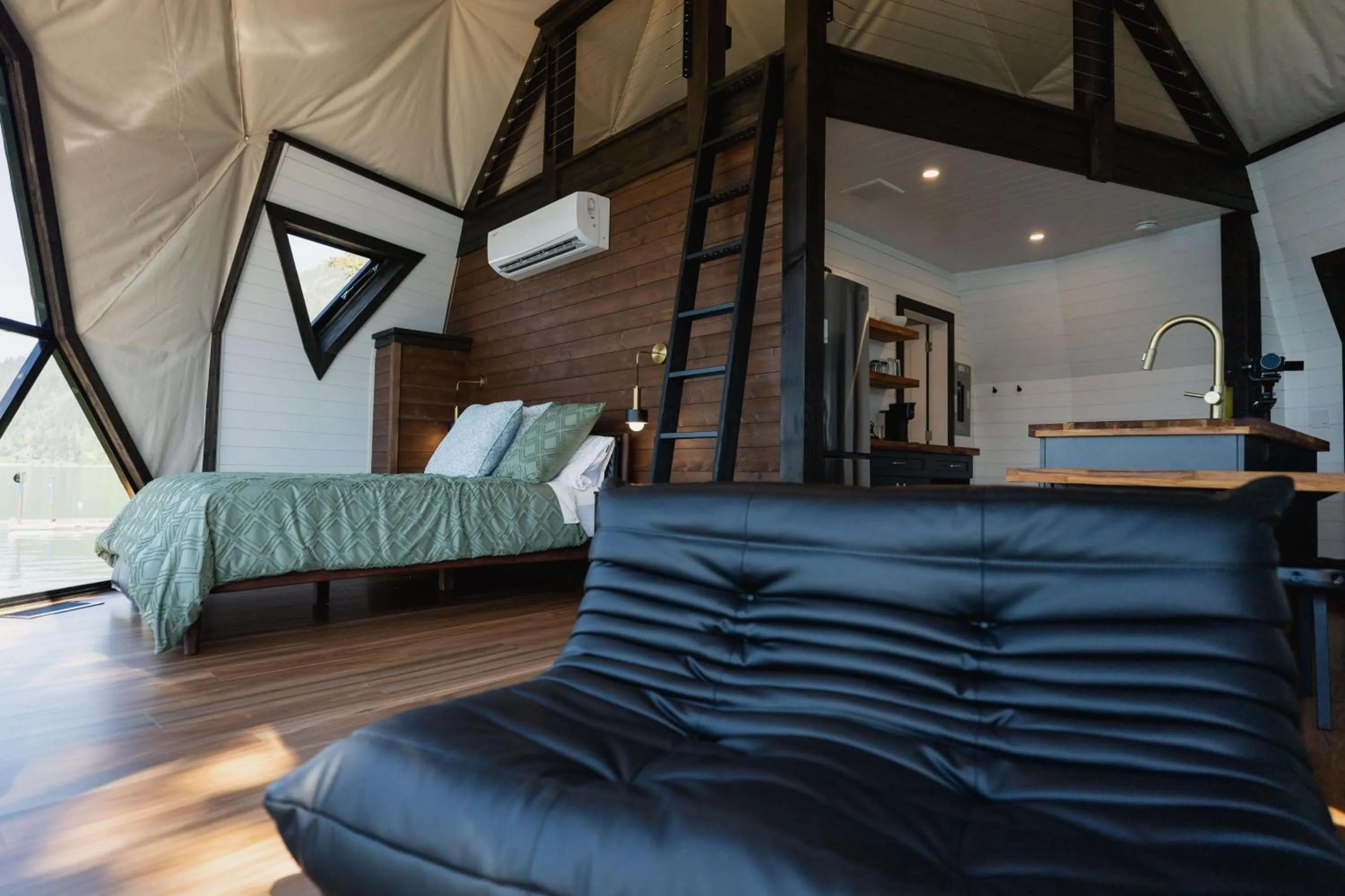 Bed in The Lodge on Harrison Lake