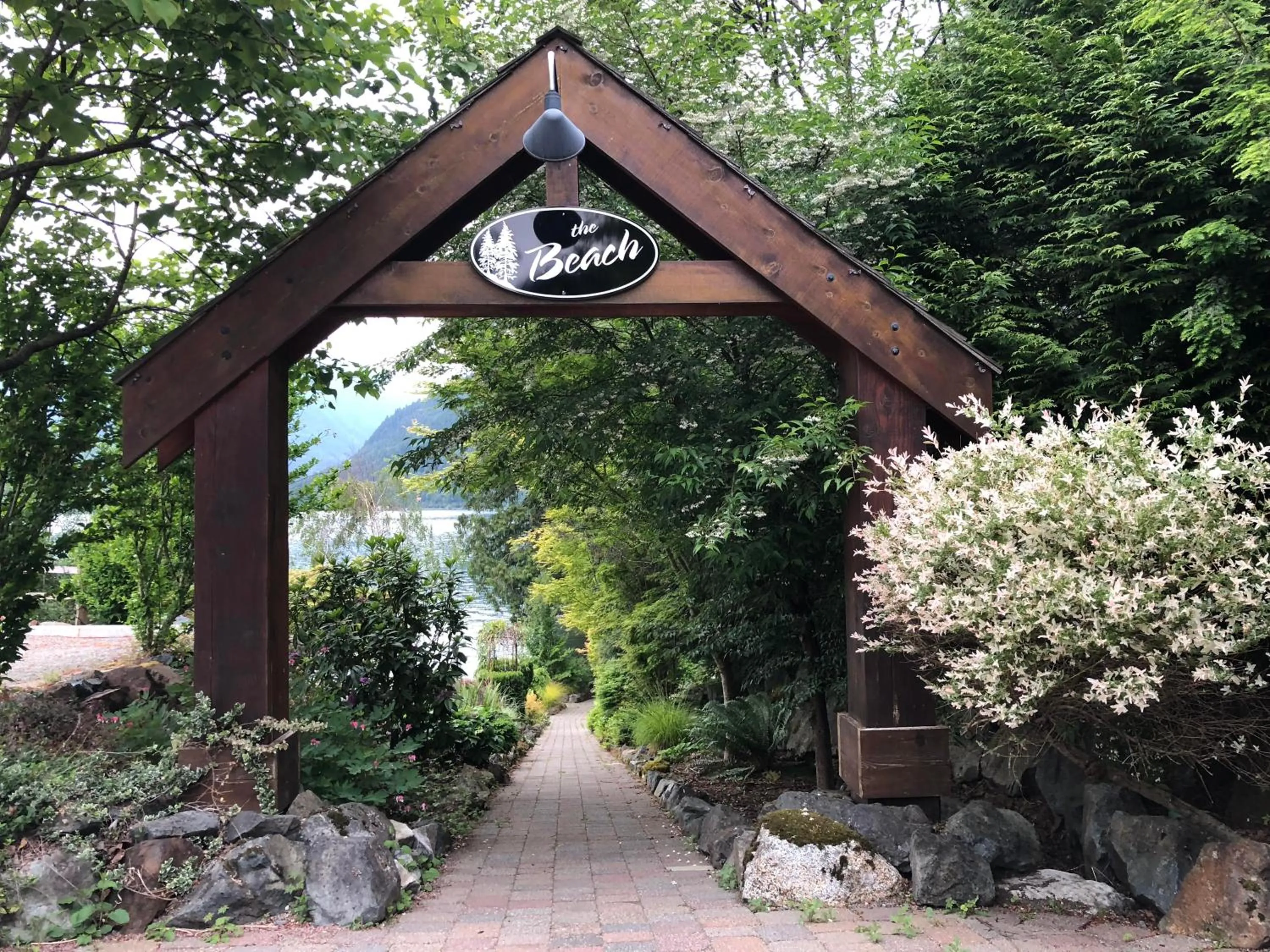 The Lodge on Harrison Lake