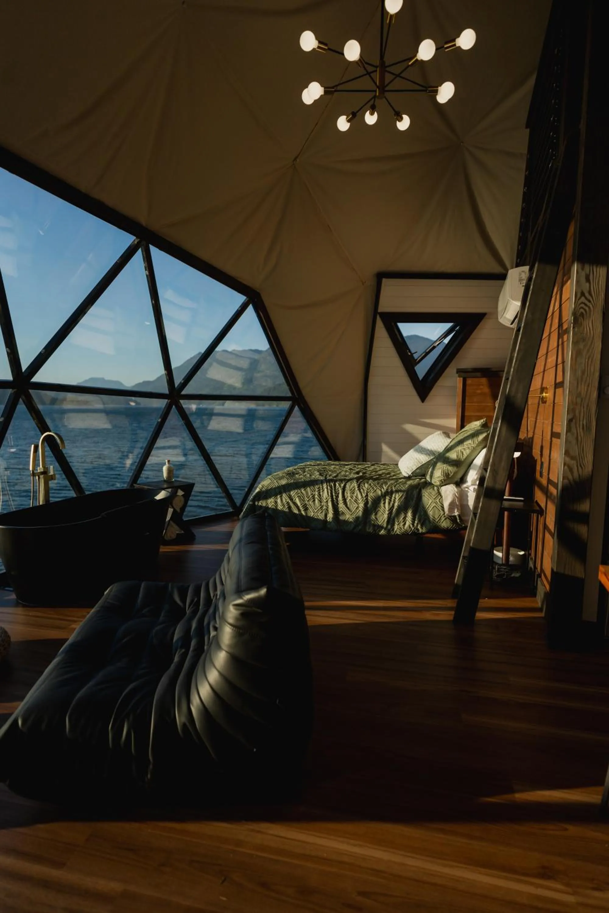 The Lodge on Harrison Lake