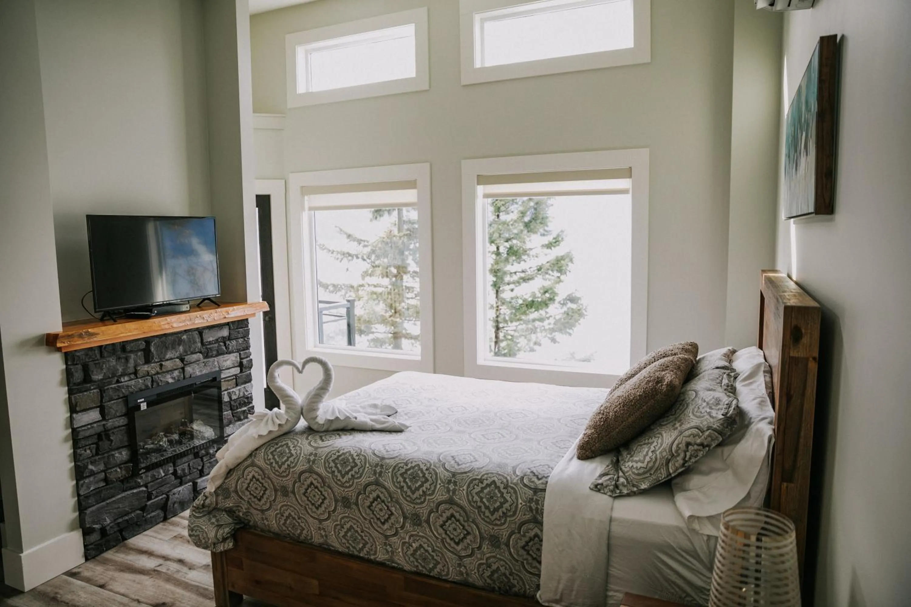 Bed in The Lodge on Harrison Lake