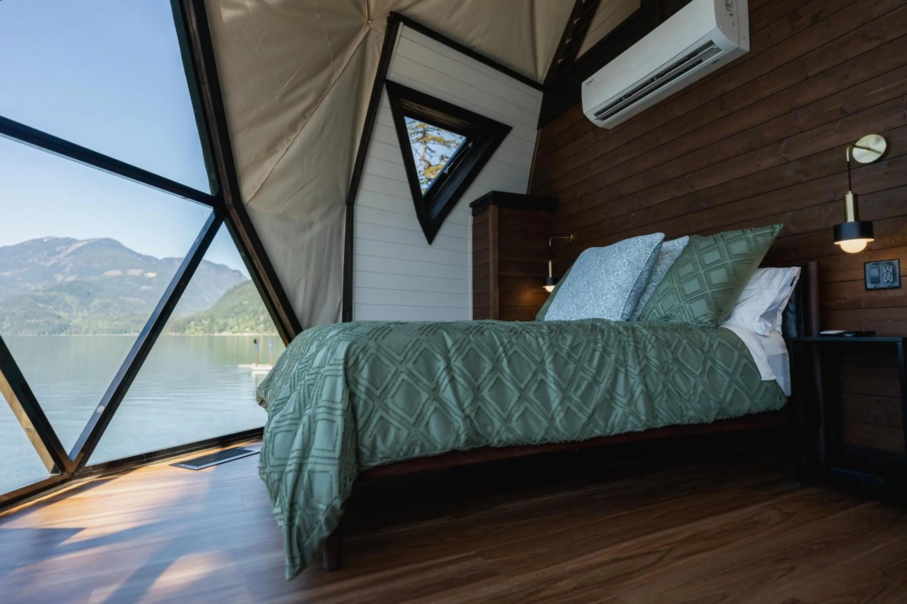 Bed in The Lodge on Harrison Lake