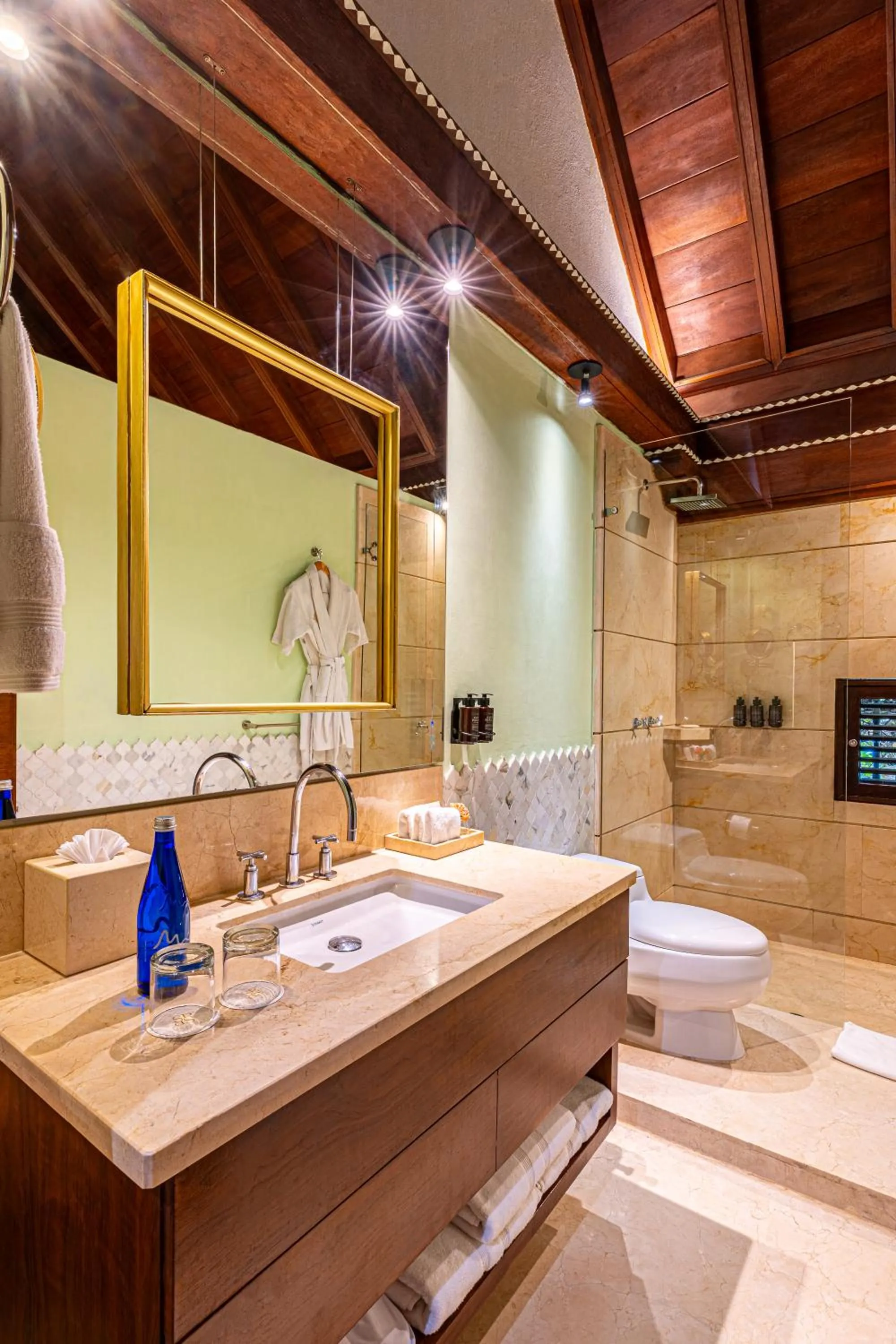 Bathroom in Hotel Capellán de Getsemaní