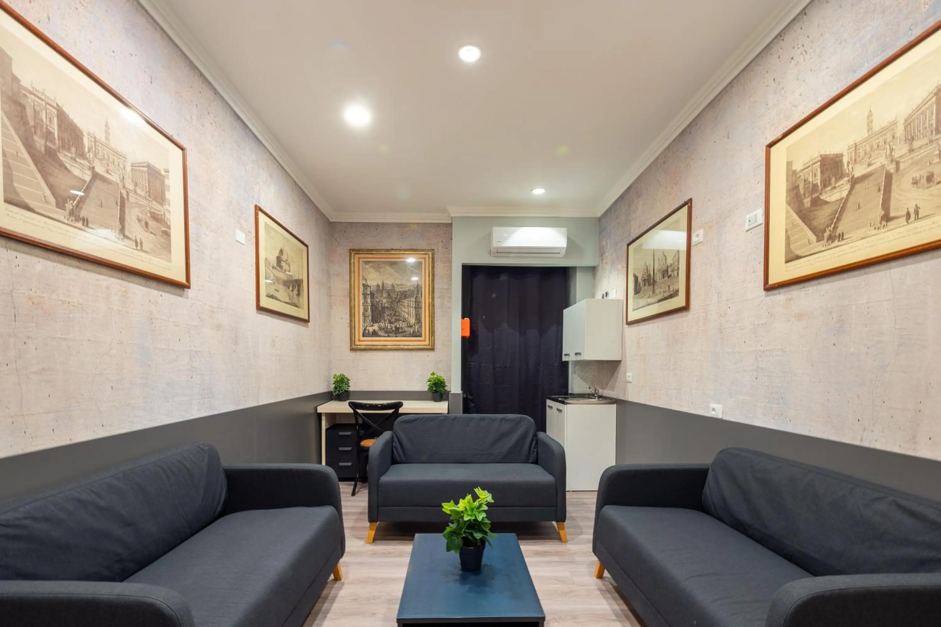 Living room in Alessandro Palace & Bar