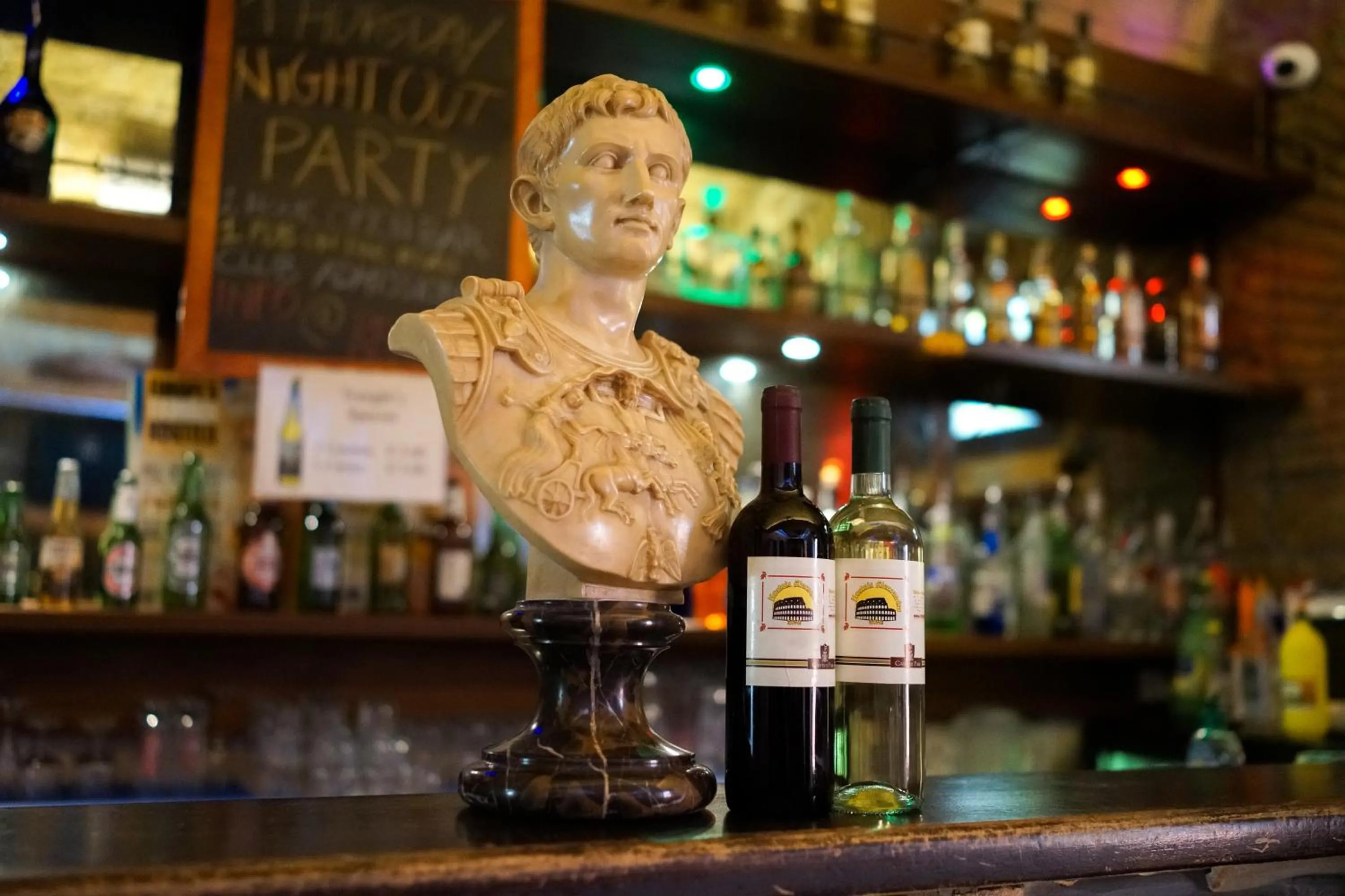 Lounge or bar in Alessandro Palace & Bar