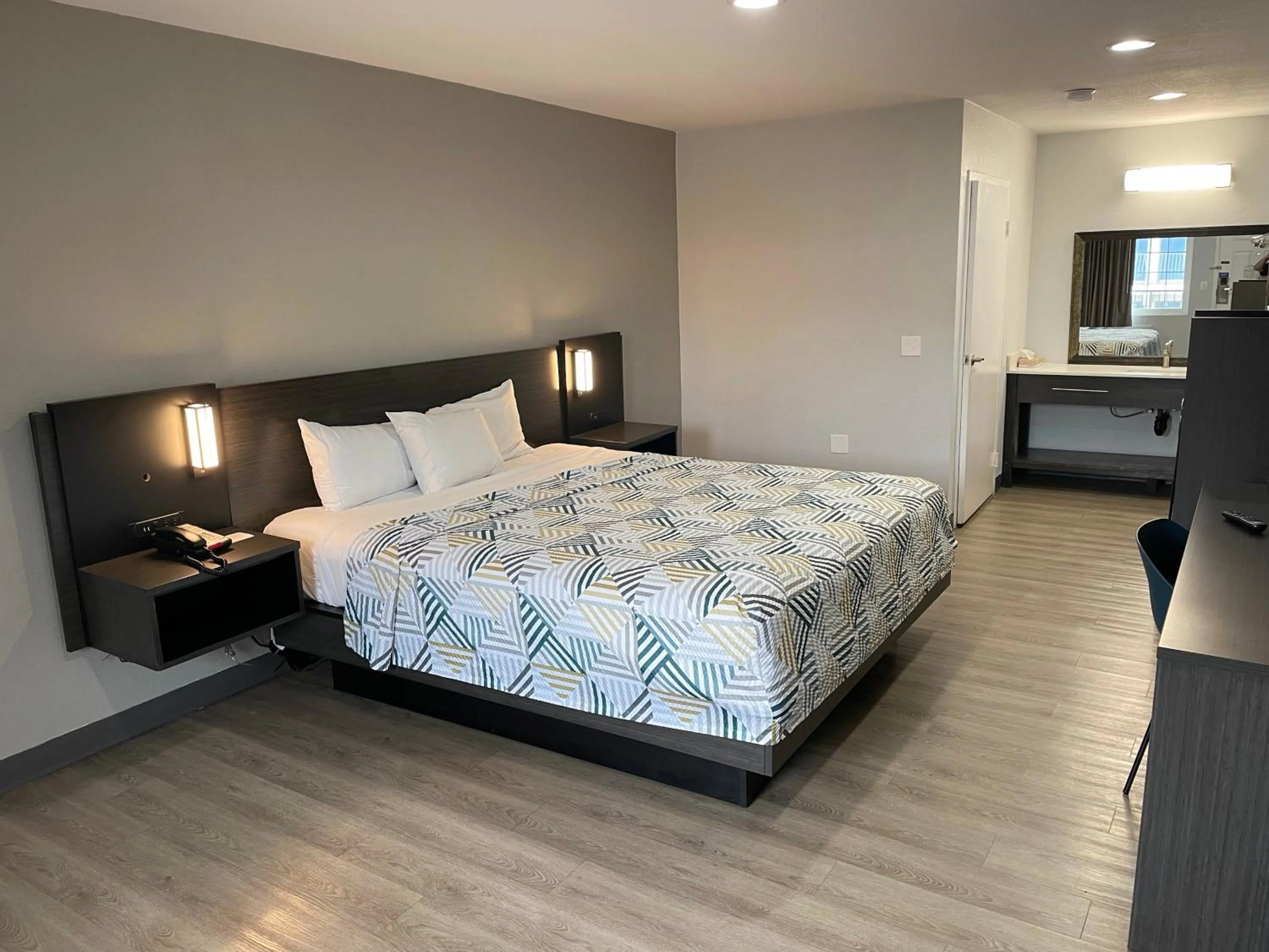 Bed in Motel 6-San Diego, CA - Southbay