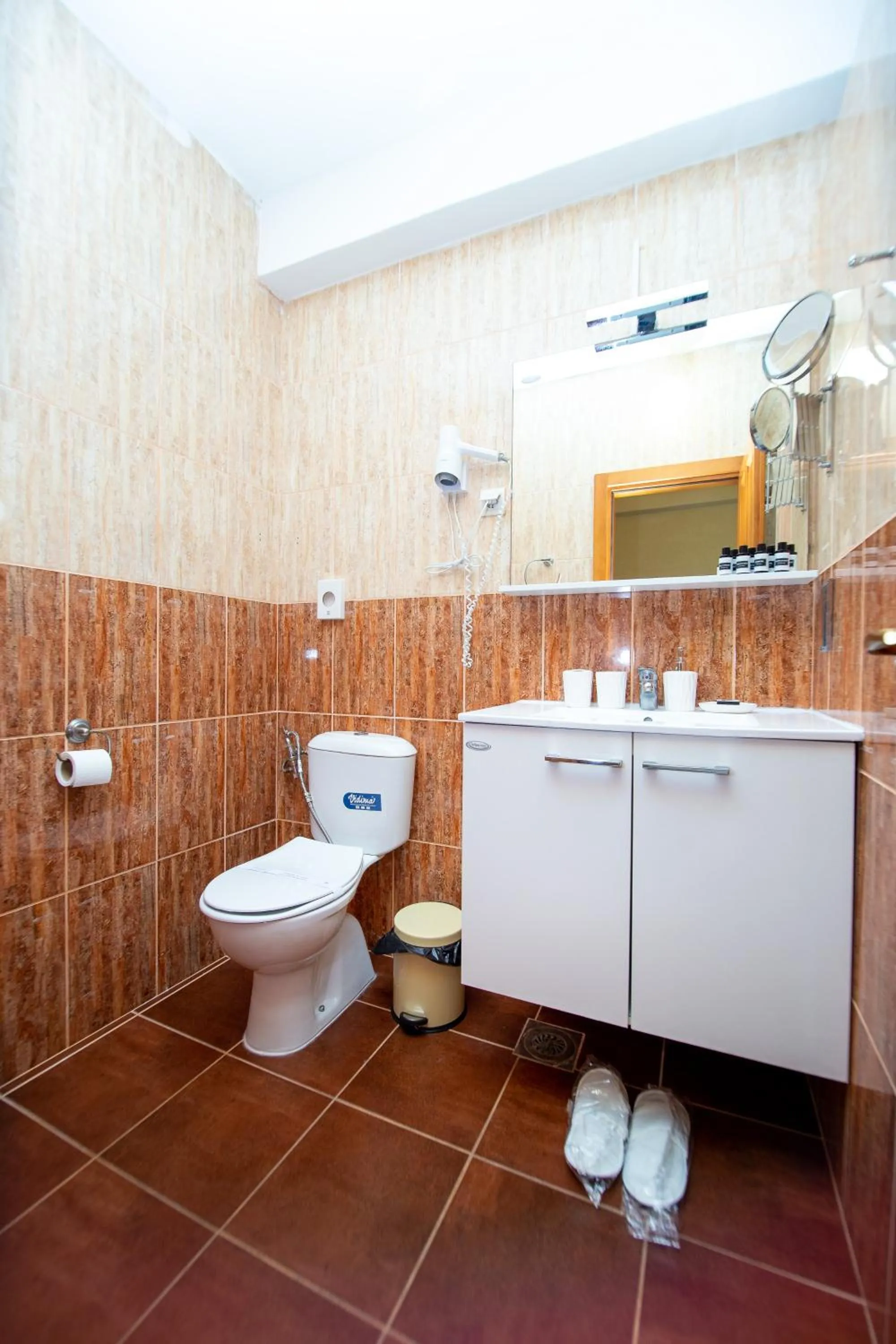 Shower in New Hotel Kuč By Marvel